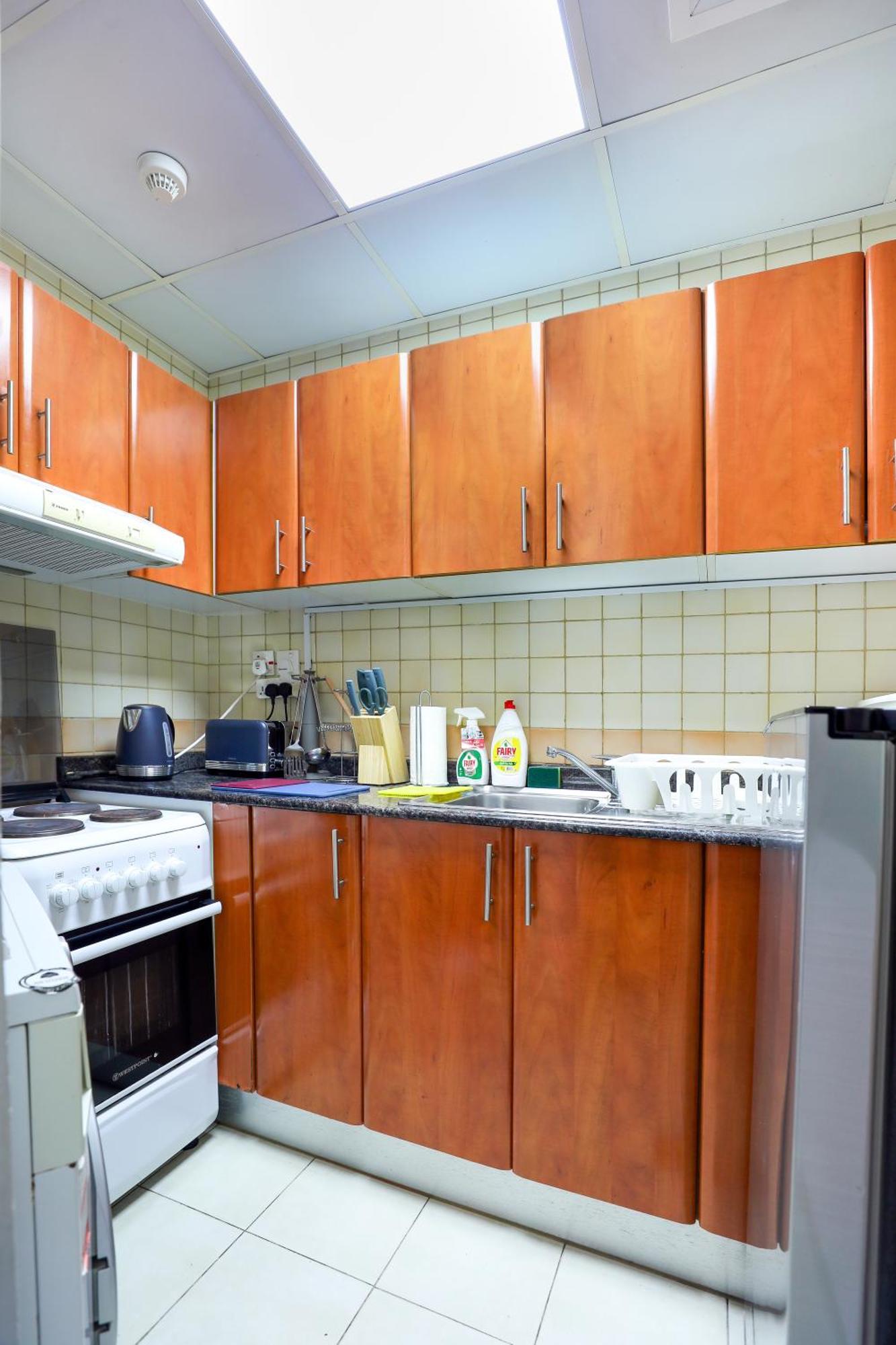 Apartamento Superb 1bed Marina View Pool Jbr Parking Dubái