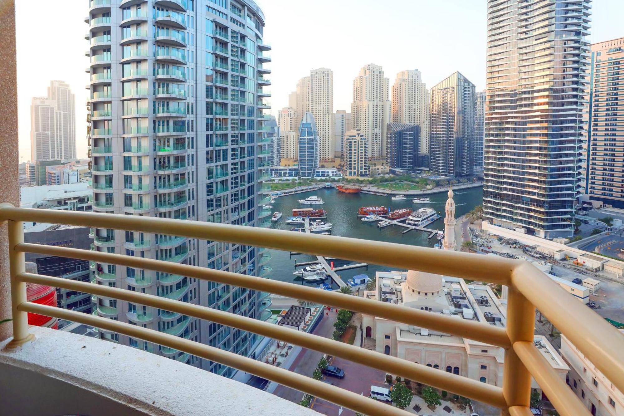 Apartamento Superb 1bed Marina View Pool Jbr Parking Dubái