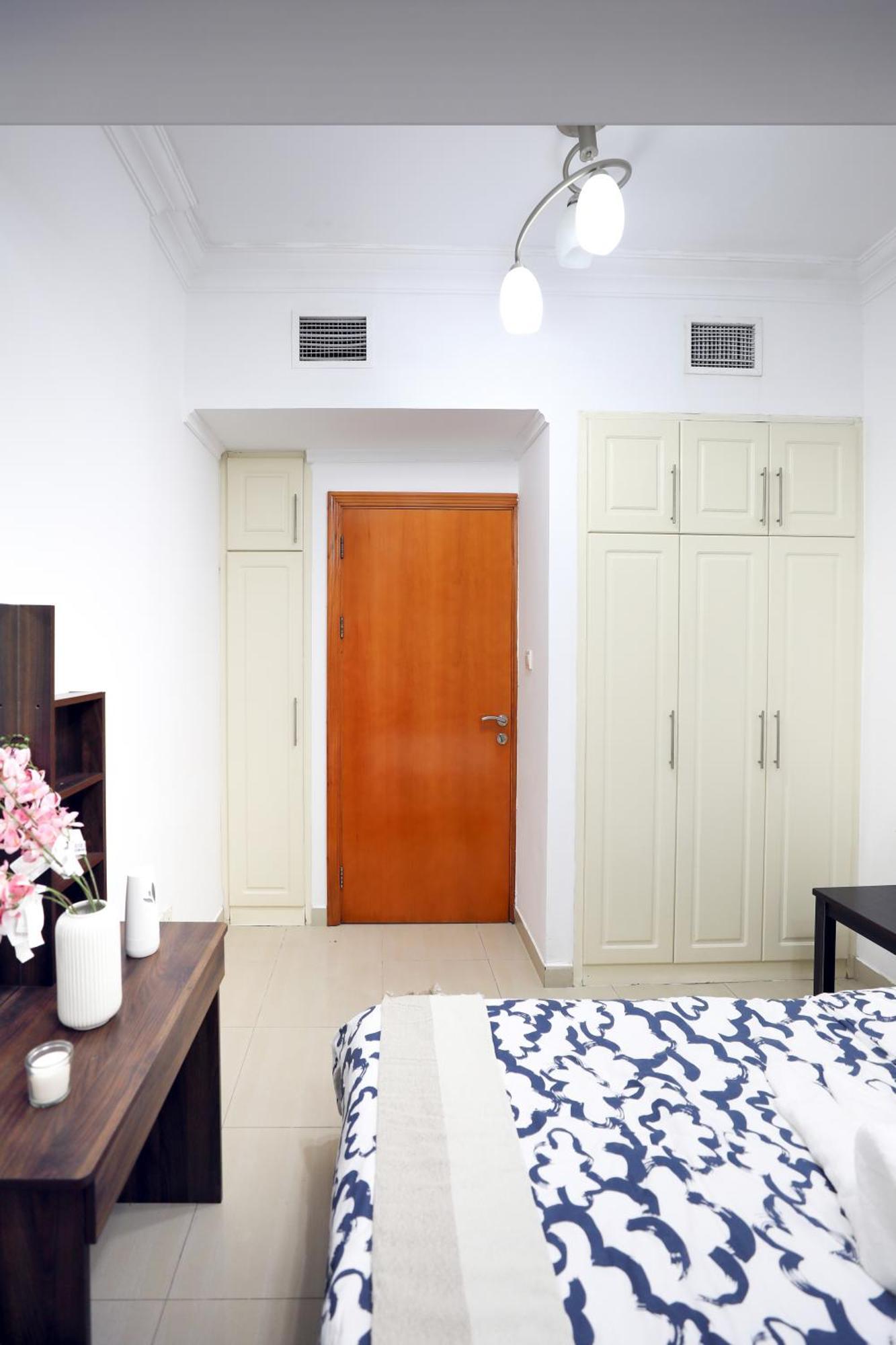 Superb 1bed Marina View Pool Jbr Parking Apartamento