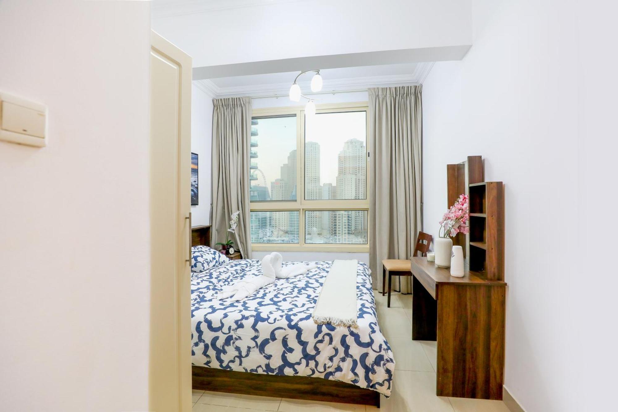 Superb 1bed Marina View Pool Jbr Parking * Dubái