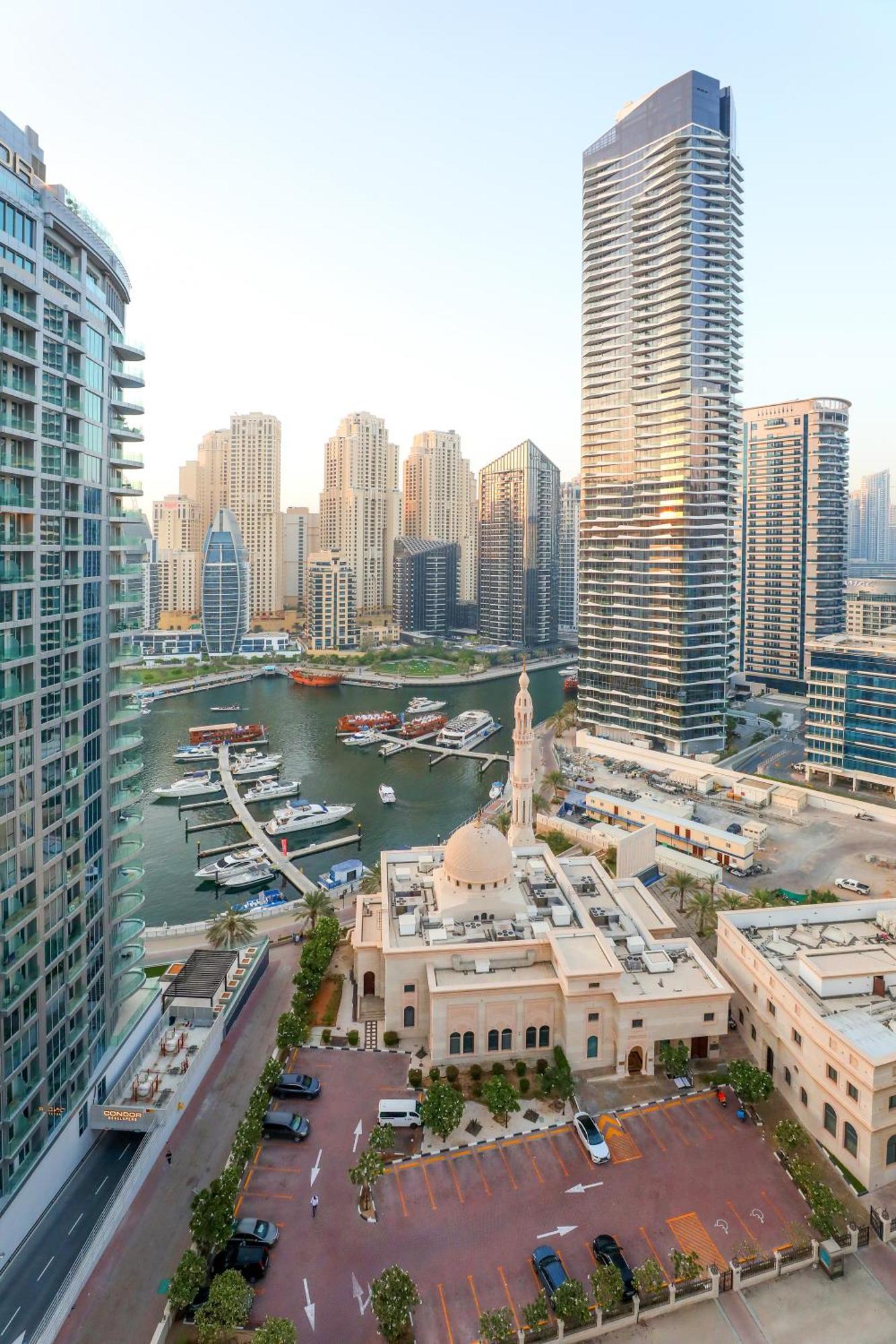 Apartamento Superb 1bed Marina View Pool Jbr Parking Dubái
