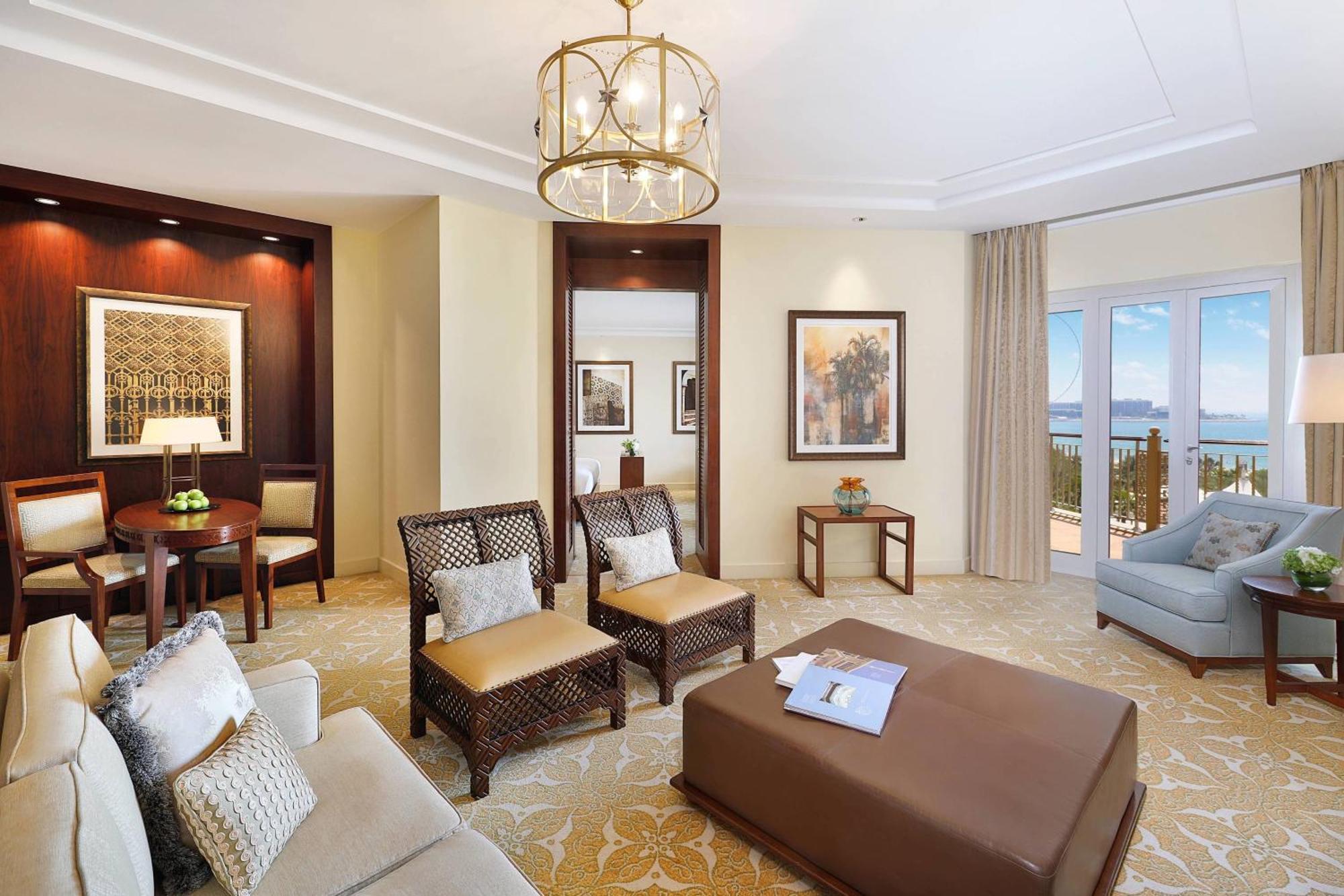 The Ritz-carlton, Resort 5*