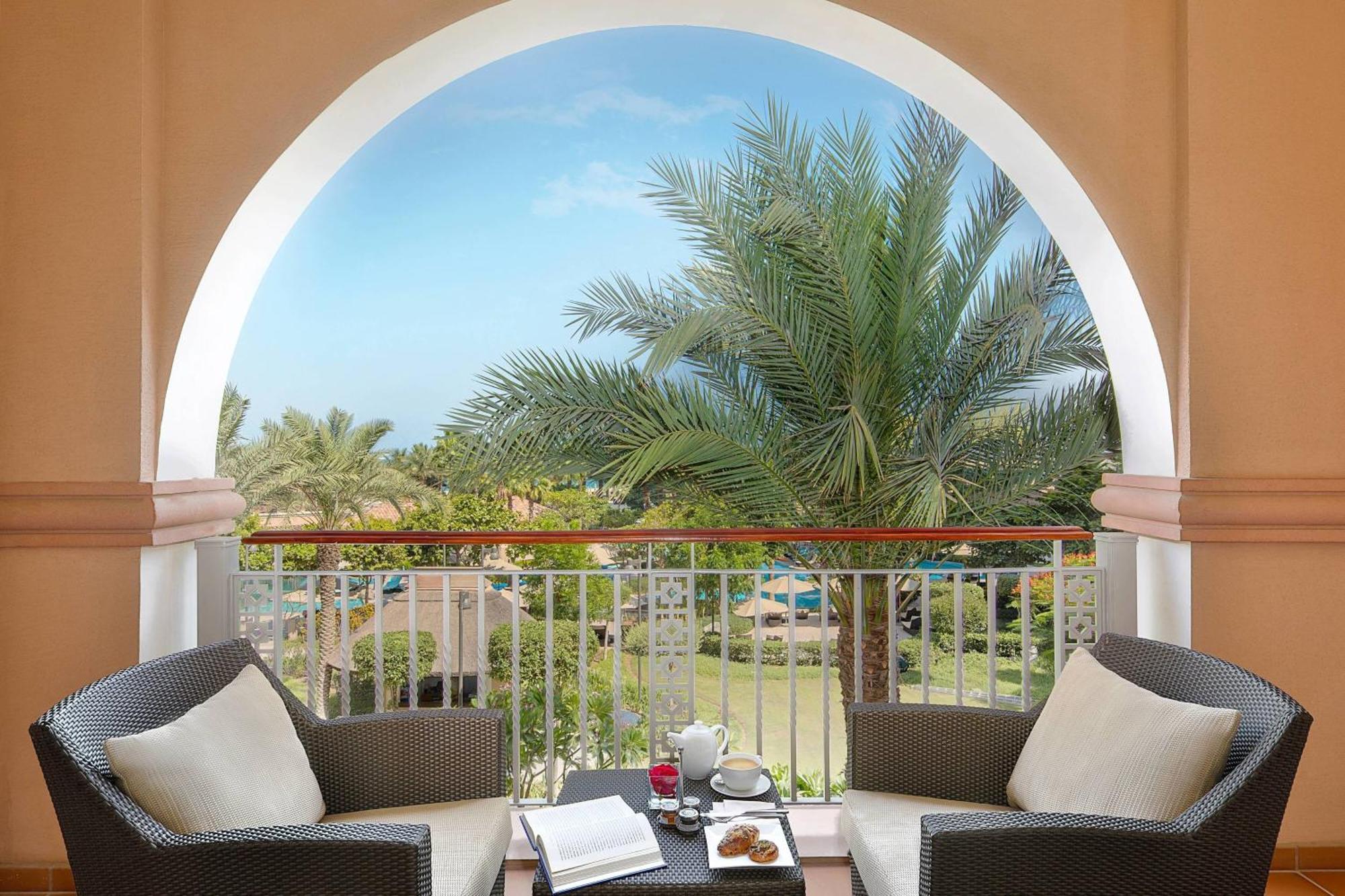 The Ritz-carlton, Dubai