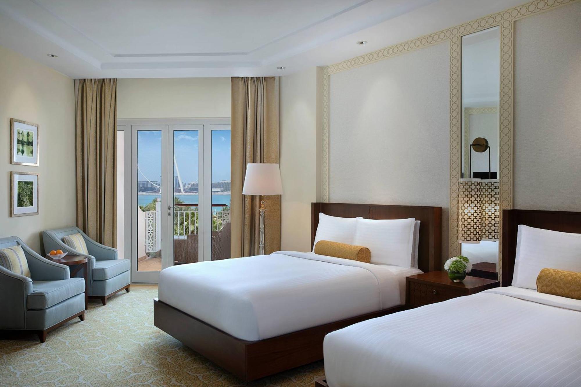 The Ritz-carlton, Dubai