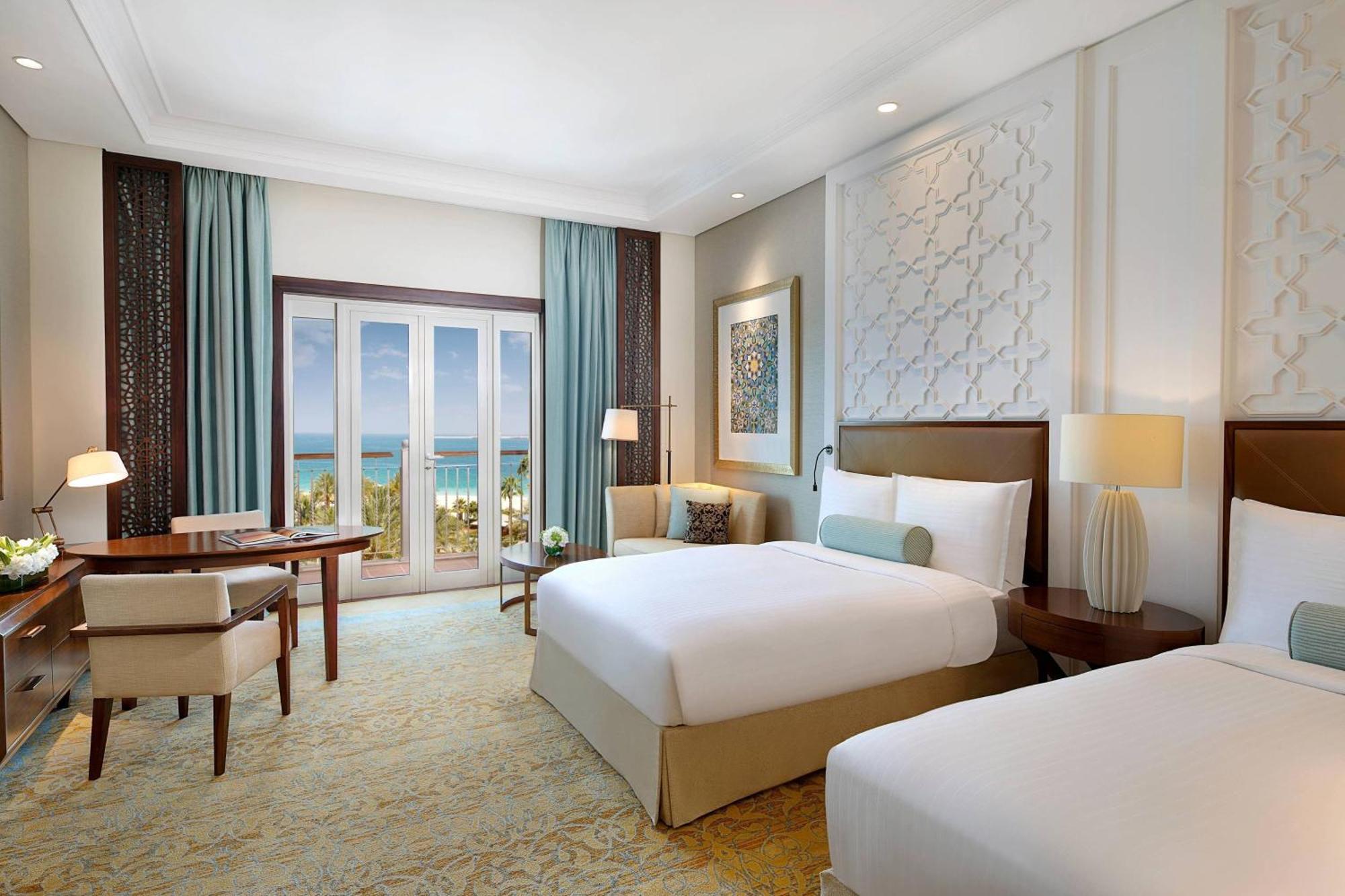 The Ritz-carlton, Resort Dubai