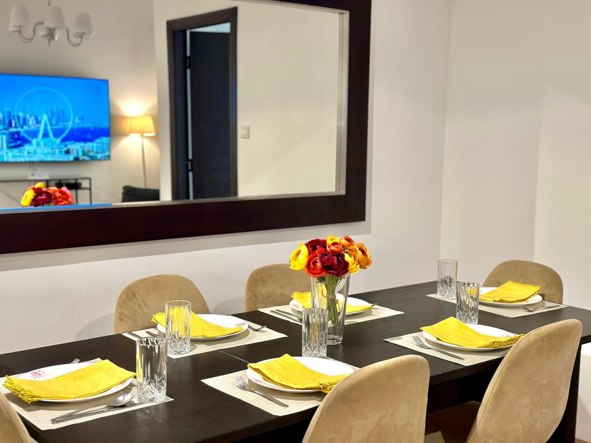 Beautiful 2br & 4br On Jbr Beach, Walking Distance To Bluewaters Island - By Sunkissed Homes Lejlighed *