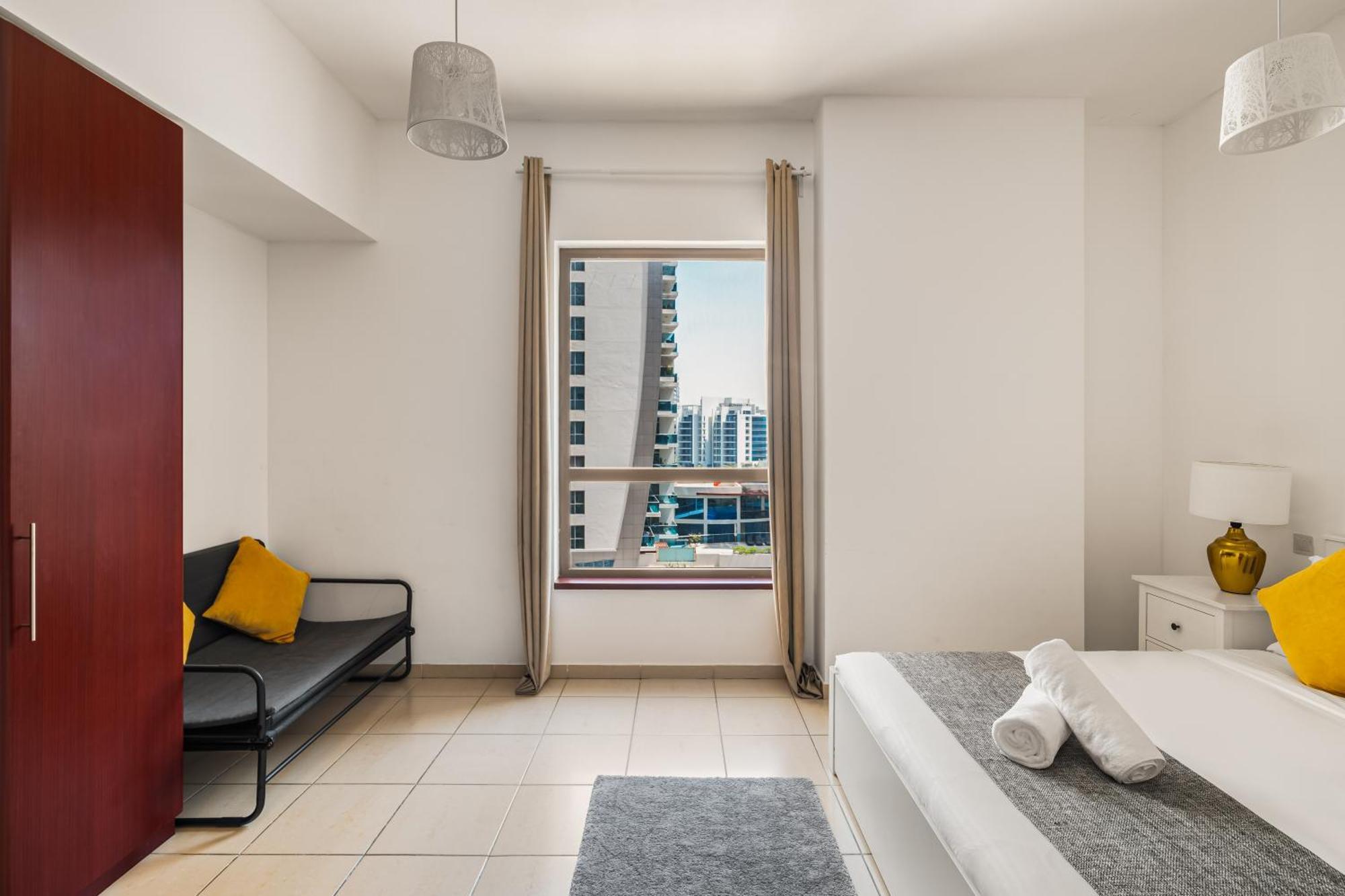 Beautiful 2br & 4br On Jbr Beach, Walking Distance To Bluewaters Island - By Sunkissed Homes Lejlighed