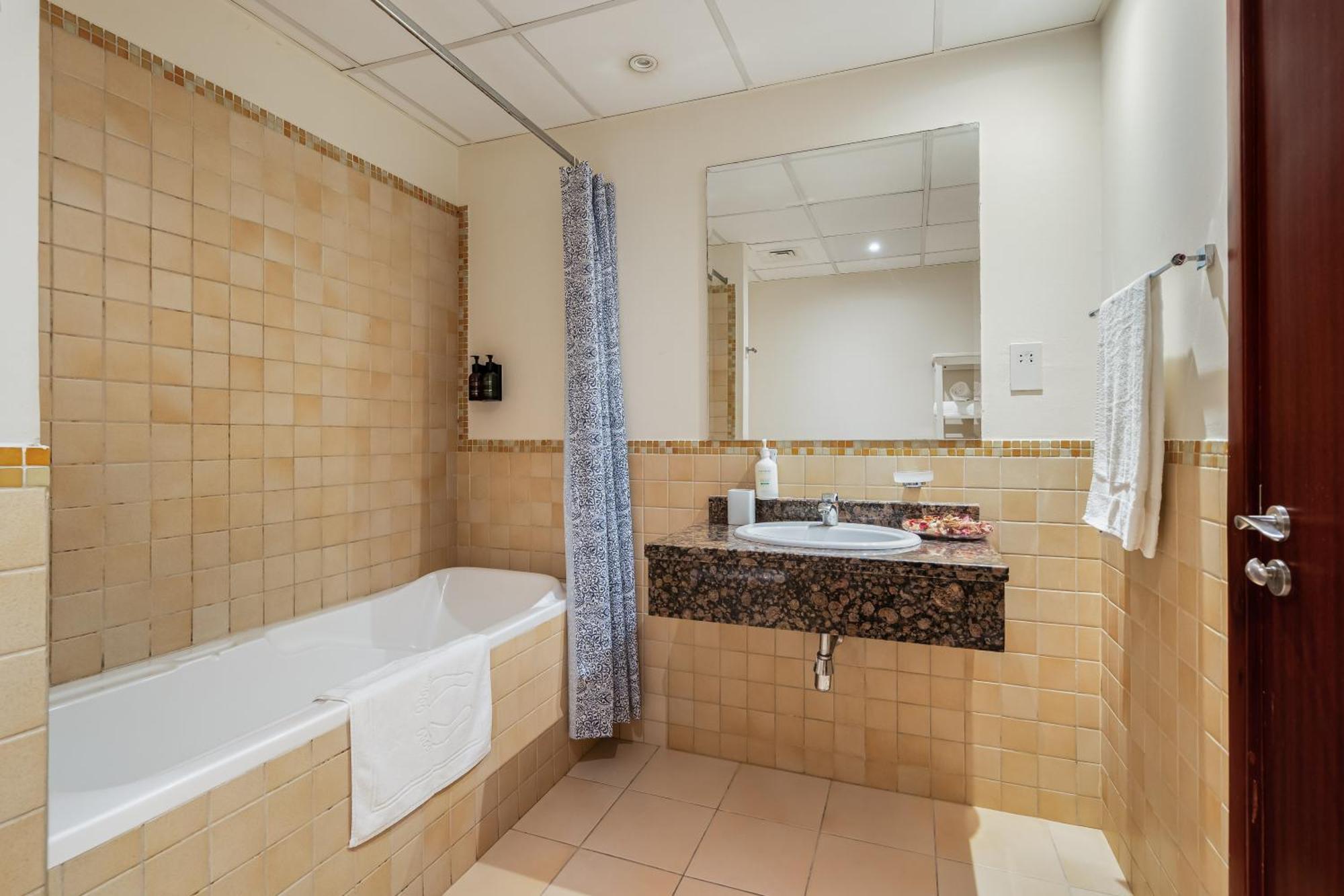 Lejlighed Beautiful 2br & 4br On Jbr Beach, Walking Distance To Bluewaters Island - By Sunkissed Homes *