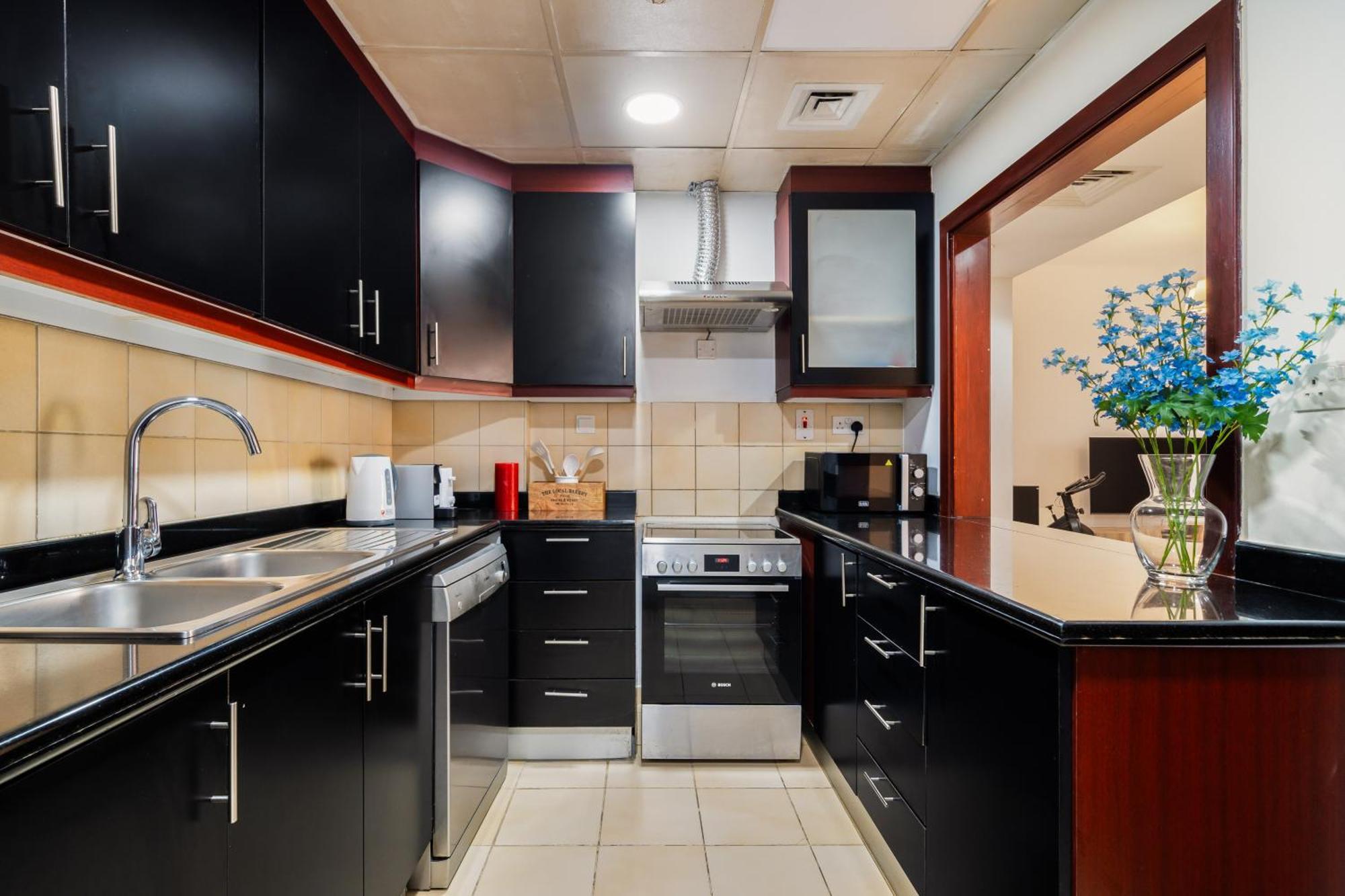 Beautiful 2br & 4br On Jbr Beach, Walking Distance To Bluewaters Island - By Sunkissed Homes Lejlighed Dubai