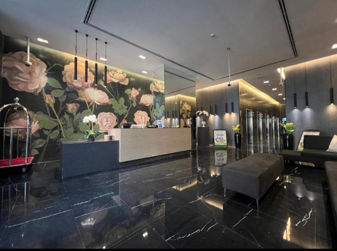Vacation Friendly View Luxury 1bedroom- Walk To & Mall Appartement