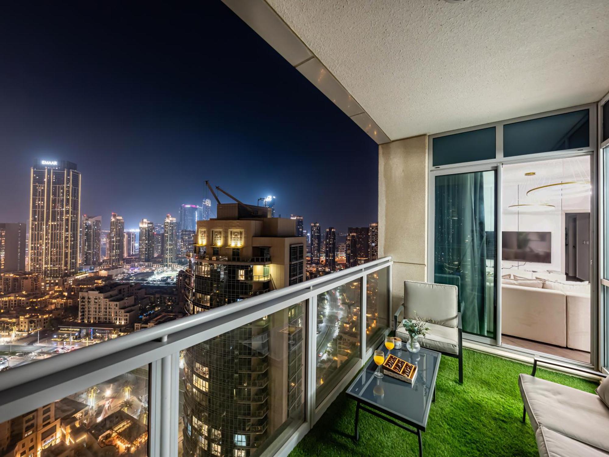 Luxe 4 Bedroom I Burj Khalifa & Fountain Views I Free Gym, Pool, Parking, Wi-fi And Ps5 I By Skyline Serenity * Dubái