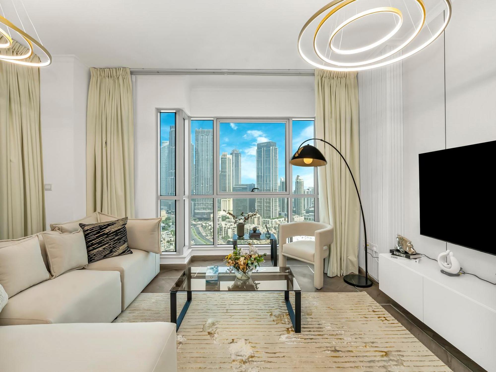 Luxe 4 Bedroom I Burj Khalifa & Fountain Views I Free Gym, Pool, Parking, Wi-fi And Ps5 I By Skyline Serenity Apartamento Dubái
