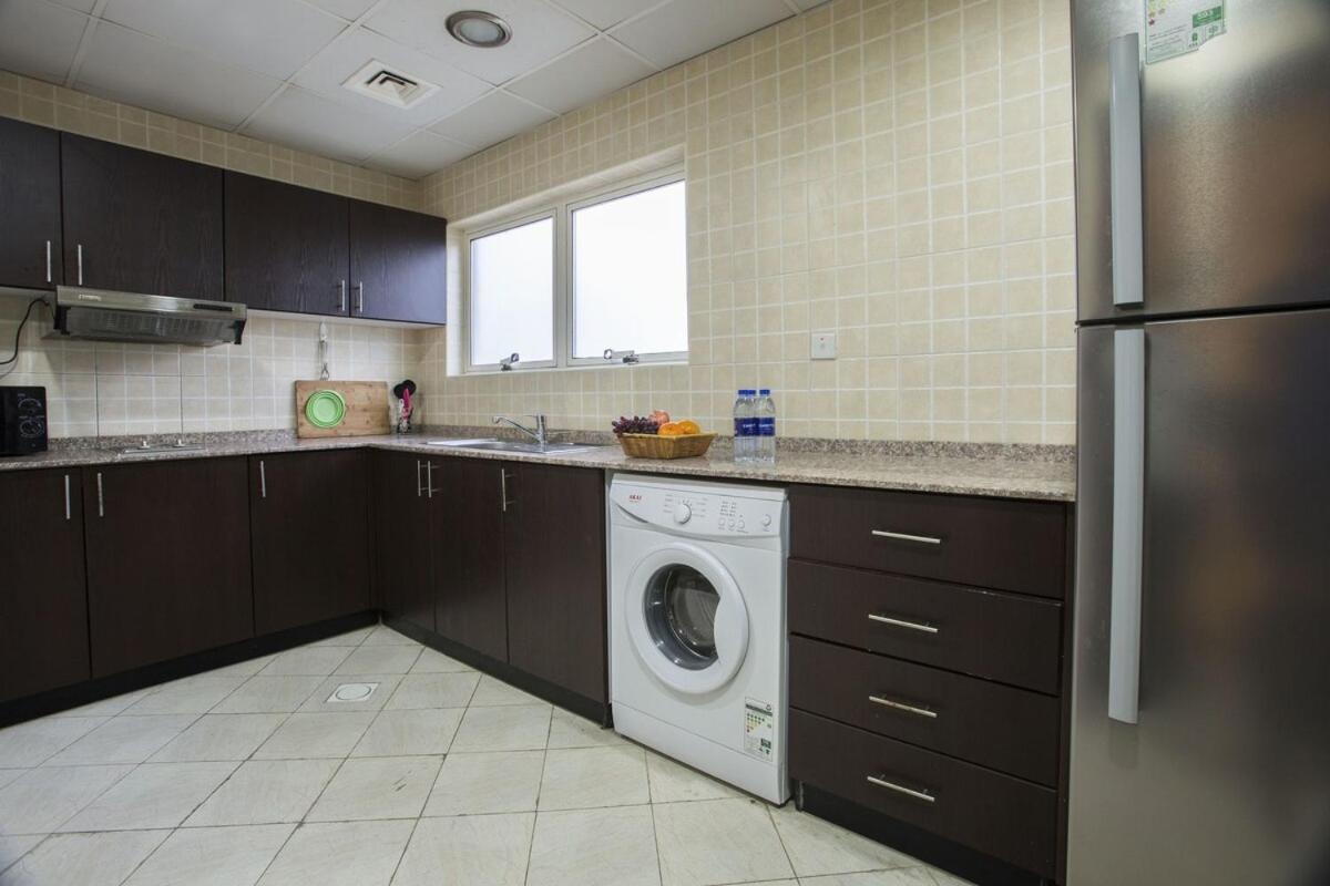 Executive In Barsha 1 Near Moe Metro Dubái