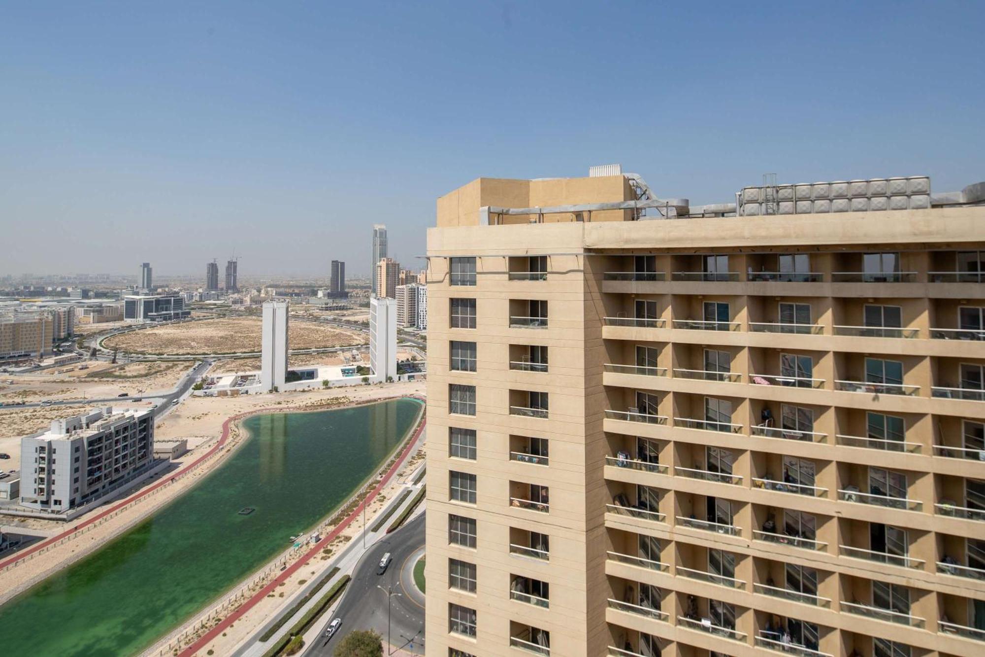 Frank Porter - Lakeside Tower C Appartement *
