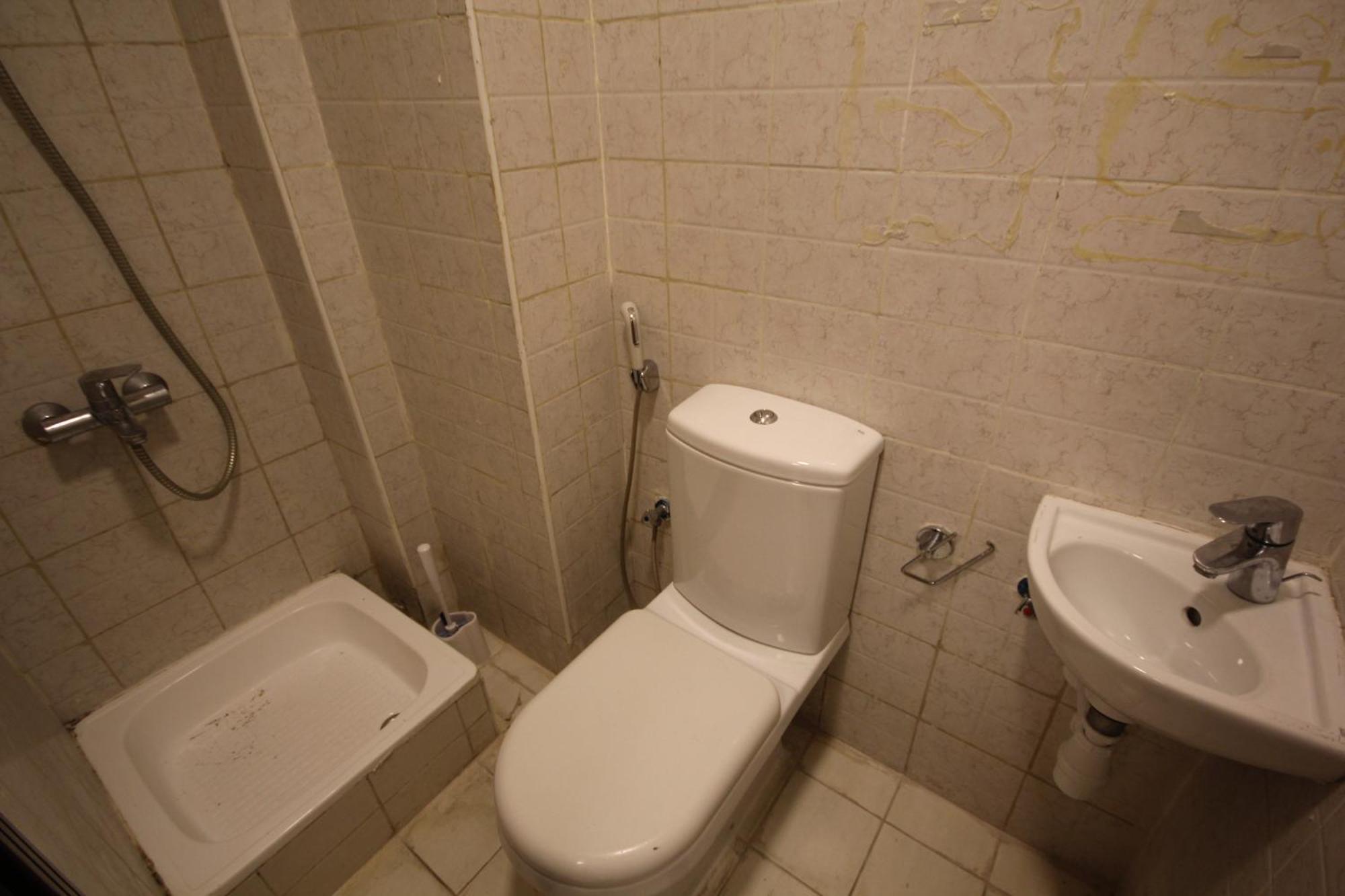 Habitación en casa particular Wonderful ' For Girls Only ' In Tecom, Al Barsha *