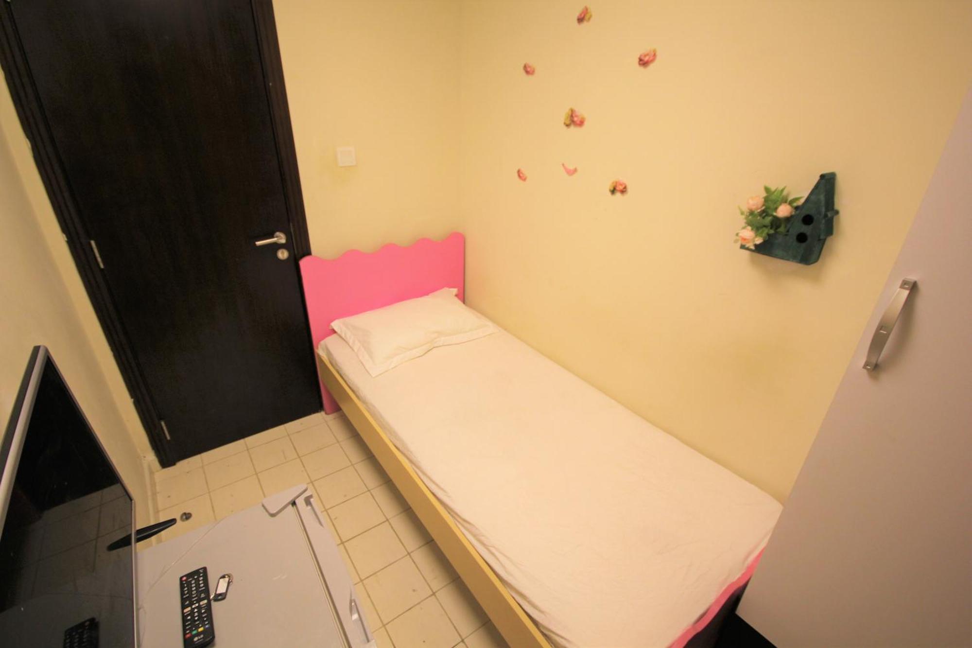 Habitación en casa particular Wonderful ' For Girls Only ' In Tecom, Al Barsha *
