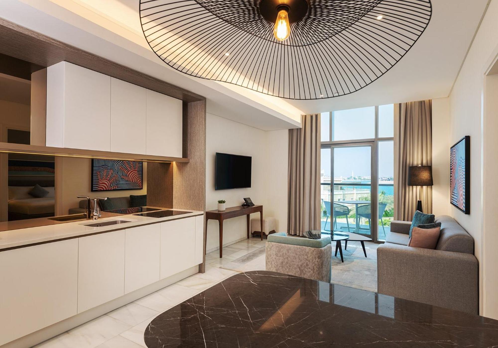 Resort Th8 Palm Resort, Vignette Collection By Ihg 5*