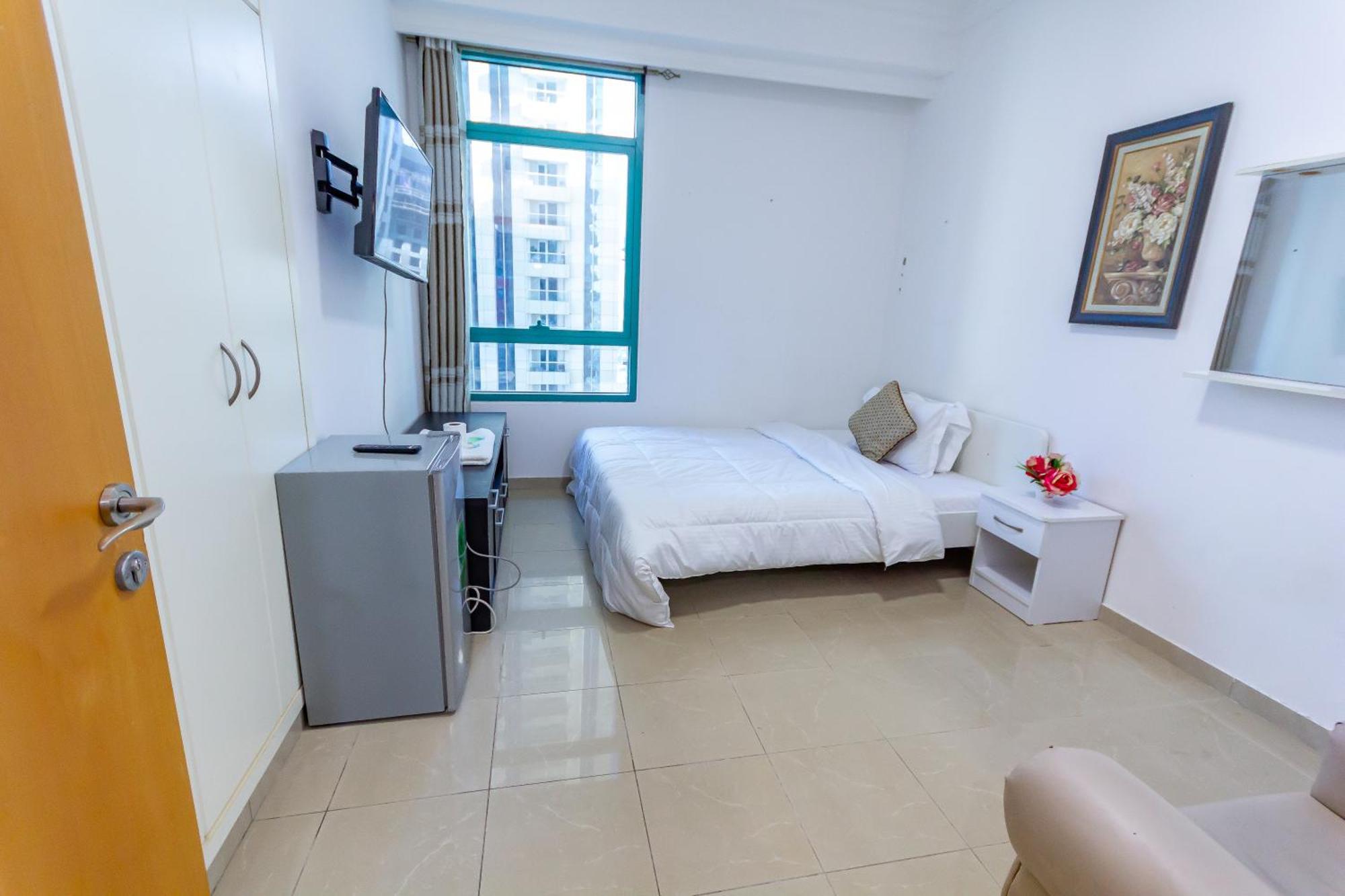 Nice Budget And Bed Space For 