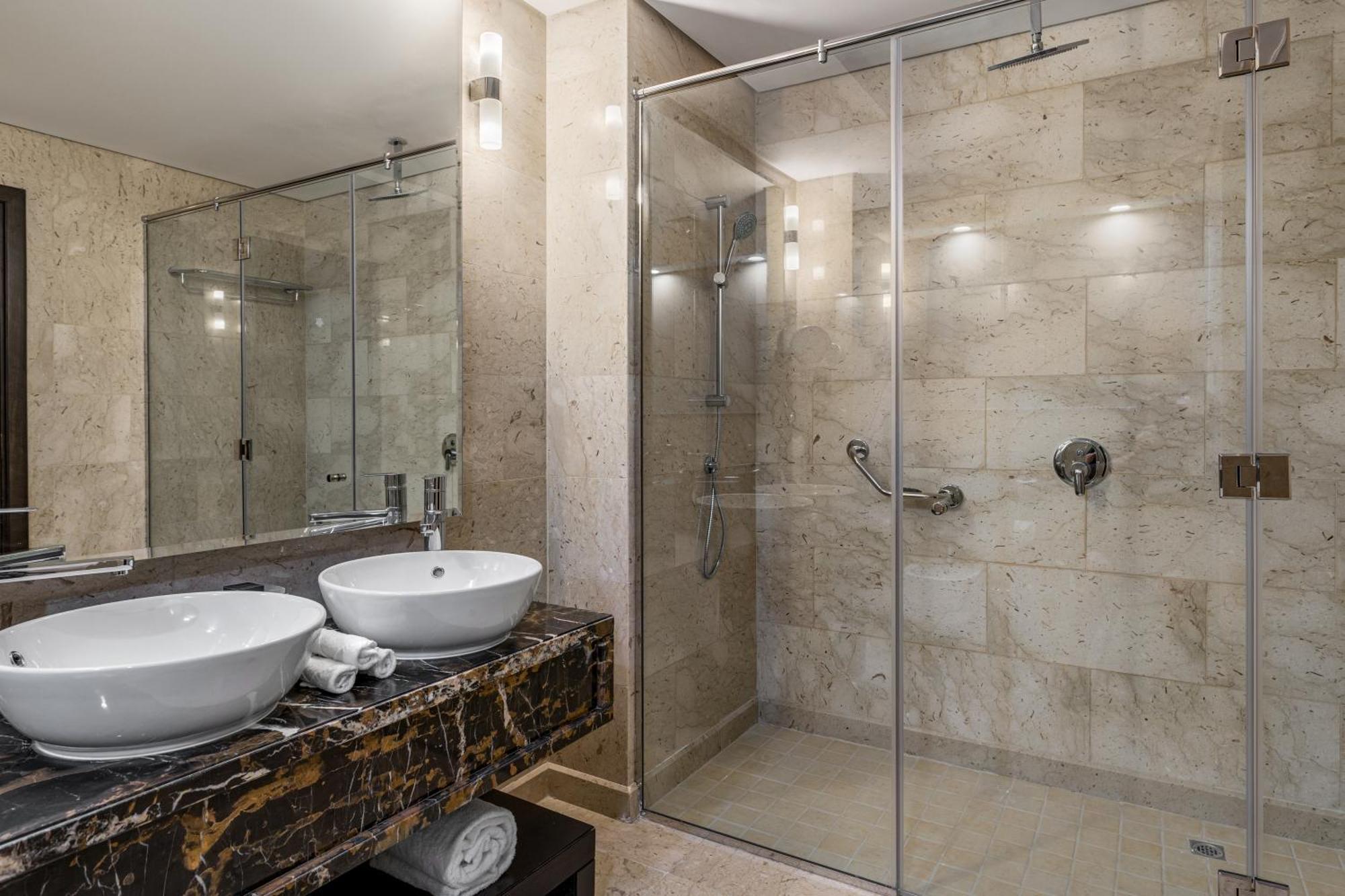 Wyndham Residences The Palm Complex Dubai
