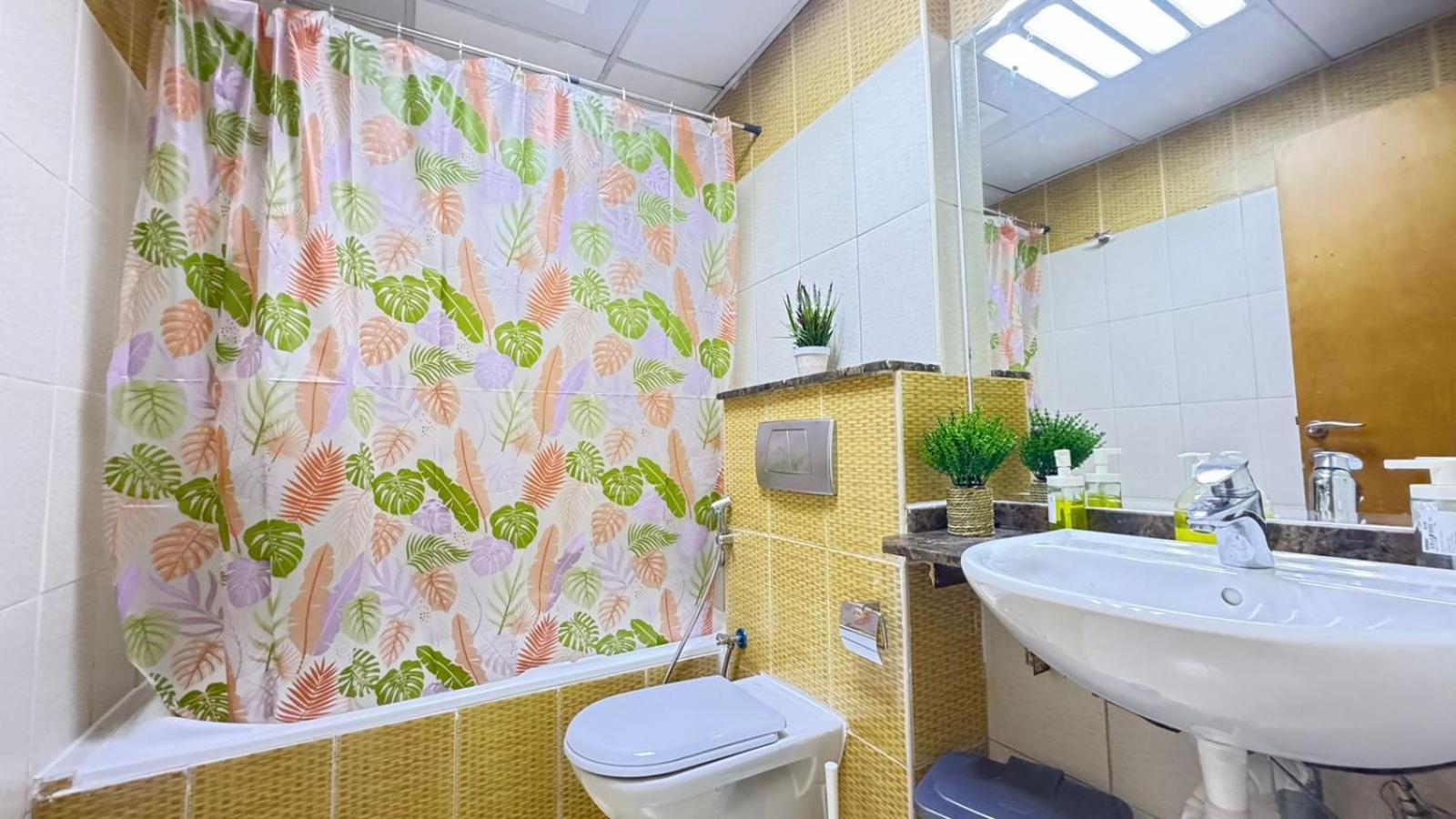 Spacious In Marina Close To Metro And Appartement *