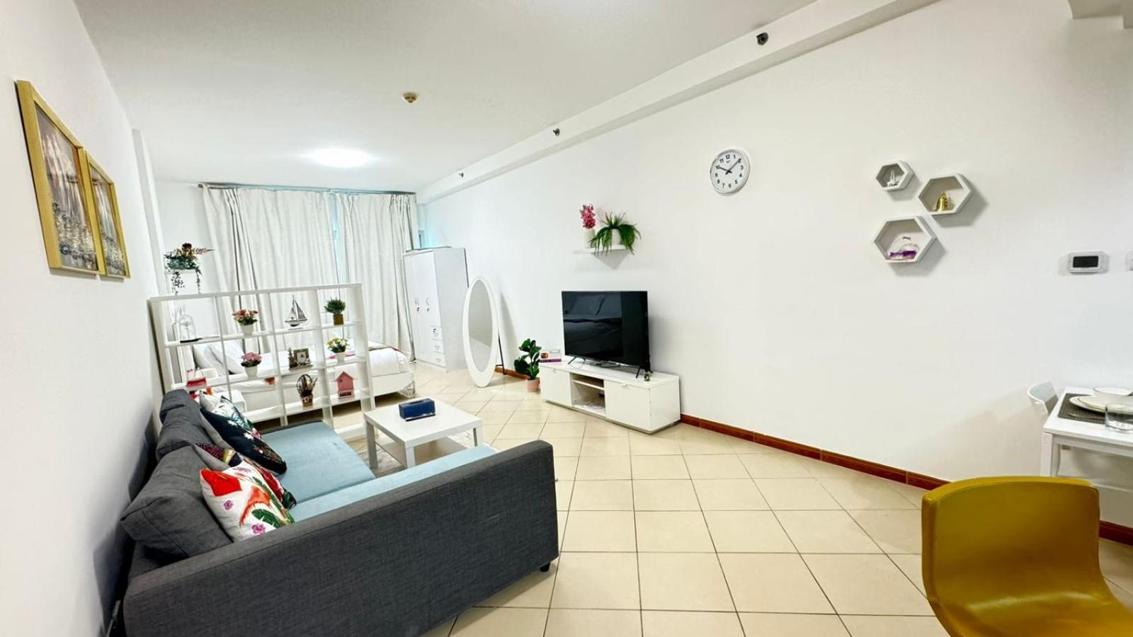 Appartement Spacious In Marina Close To Metro And *