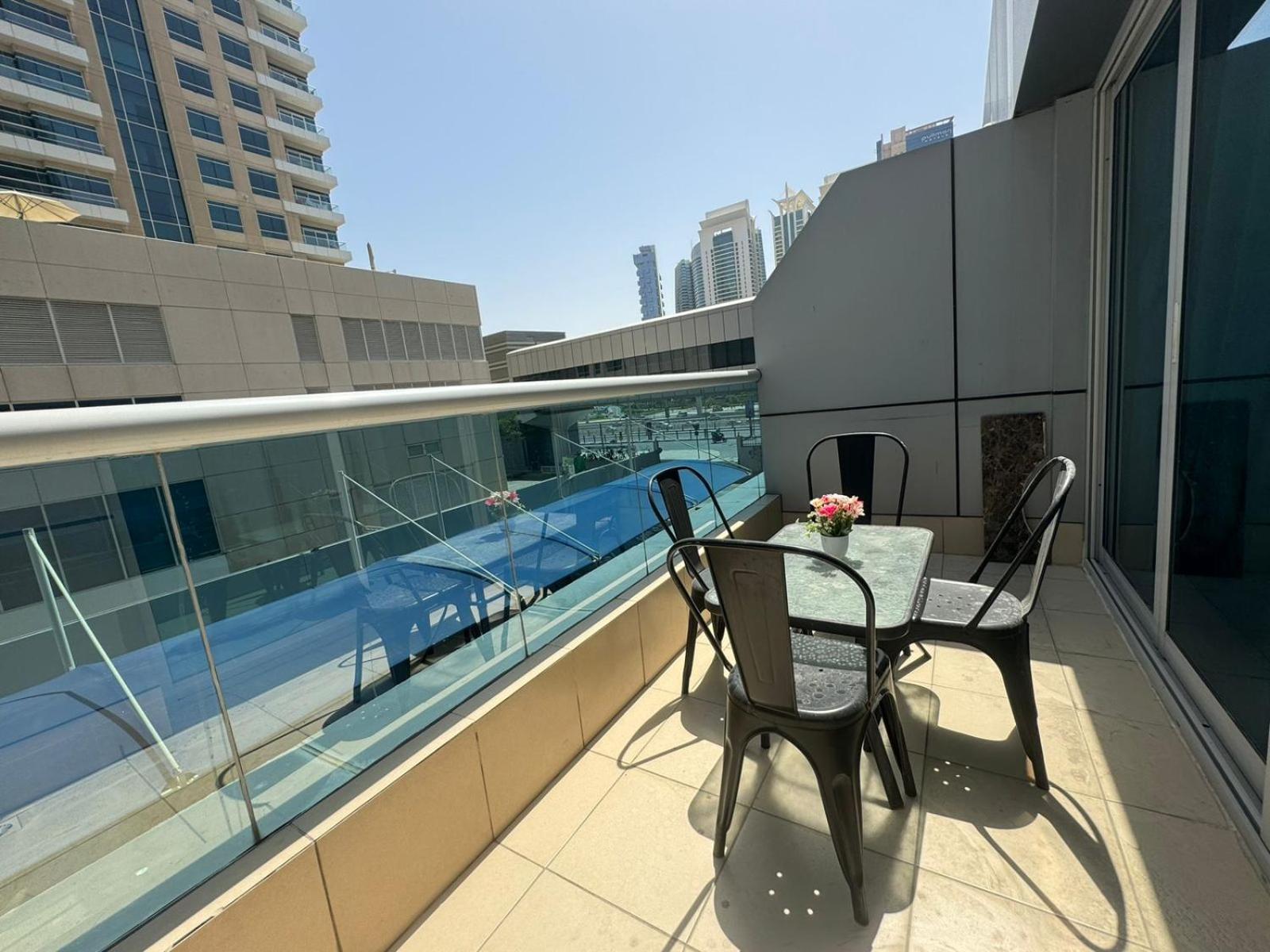 Appartement Spacious In Marina Close To Metro And Dubai