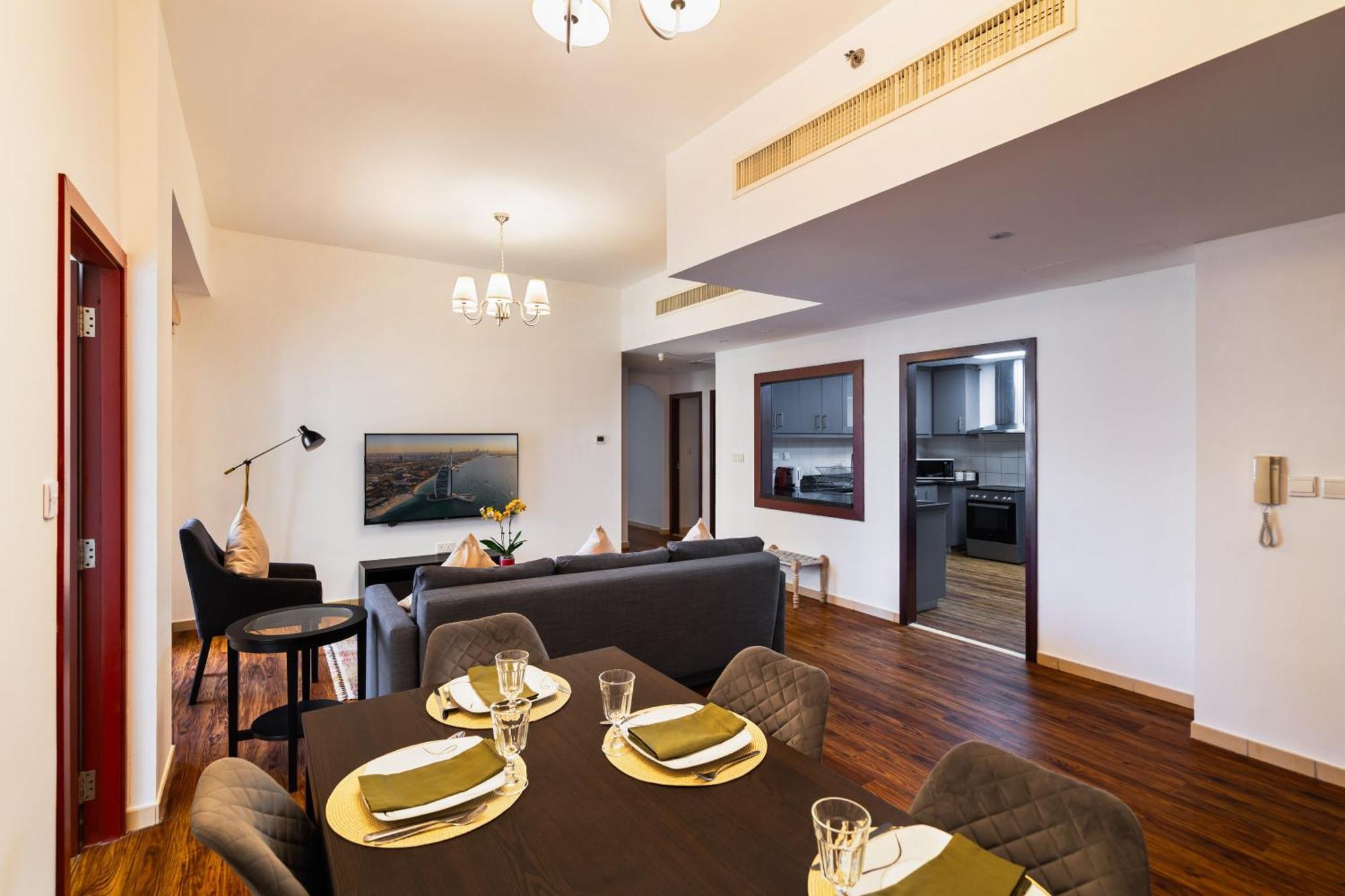 Specious 5br Maid On Jbr Prime Location! Walk To The Mall, Dining & Entertainment - By Sunkissed Homes Apartamento Dubái