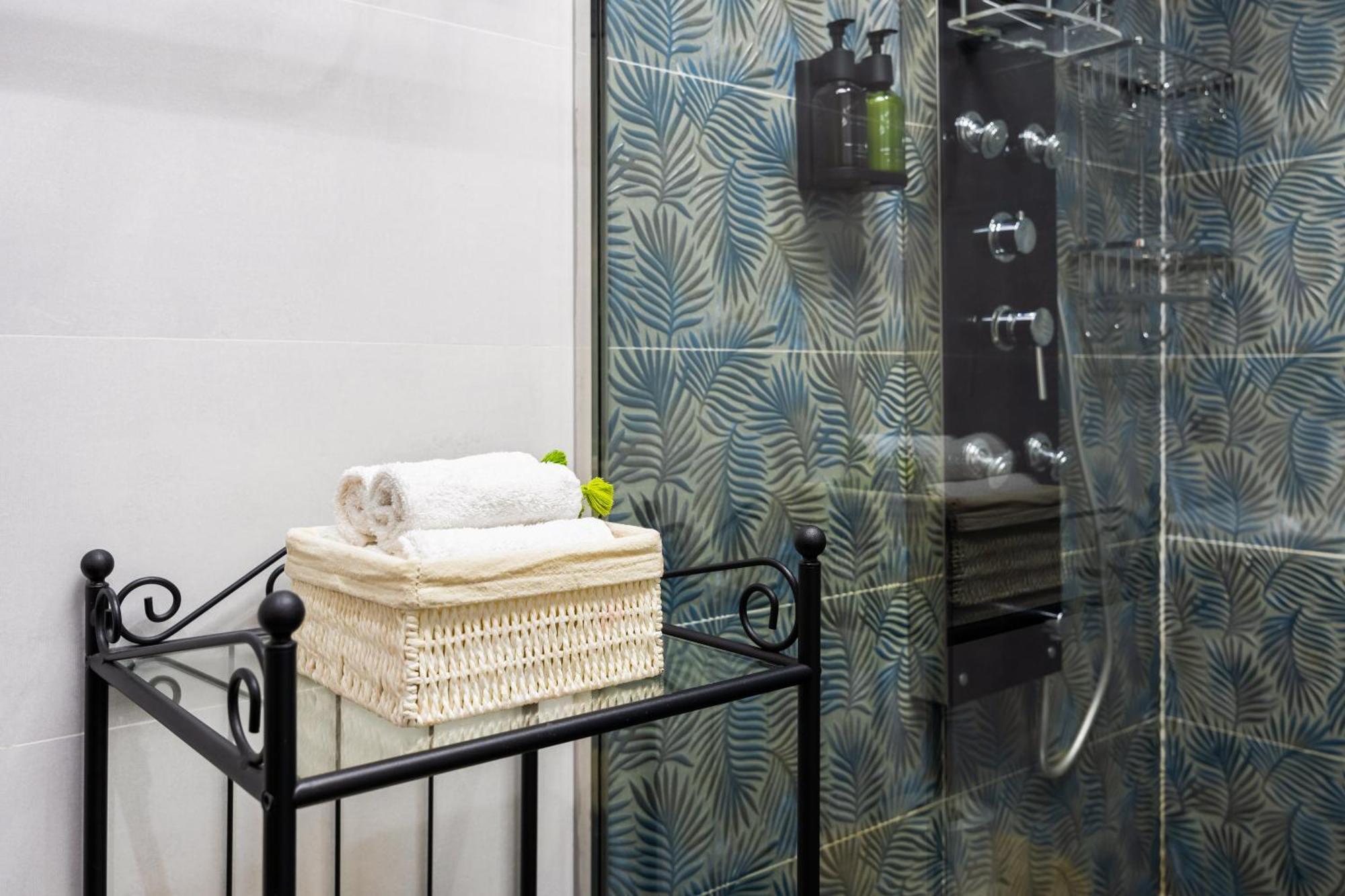 Specious 5br Maid On Jbr Prime Location! Walk To The Mall, Dining & Entertainment - By Sunkissed Homes Apartamento Dubái
