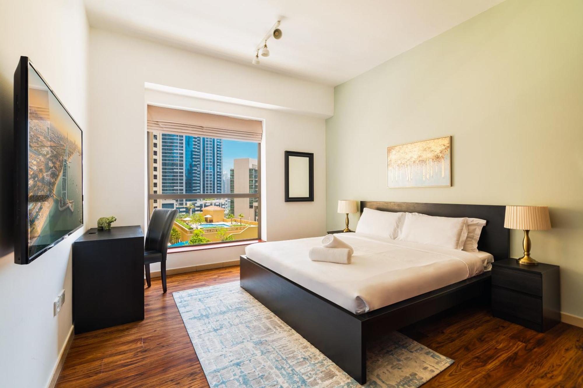 Specious 5br Maid On Jbr Prime Location! Walk To The Mall, Dining & Entertainment - By Sunkissed Homes Apartamento *