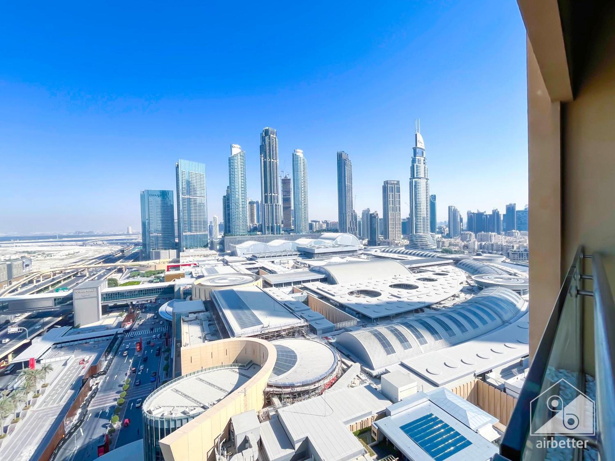 Apartemen Mall Downtown Luxury With Balcony & View Dubai