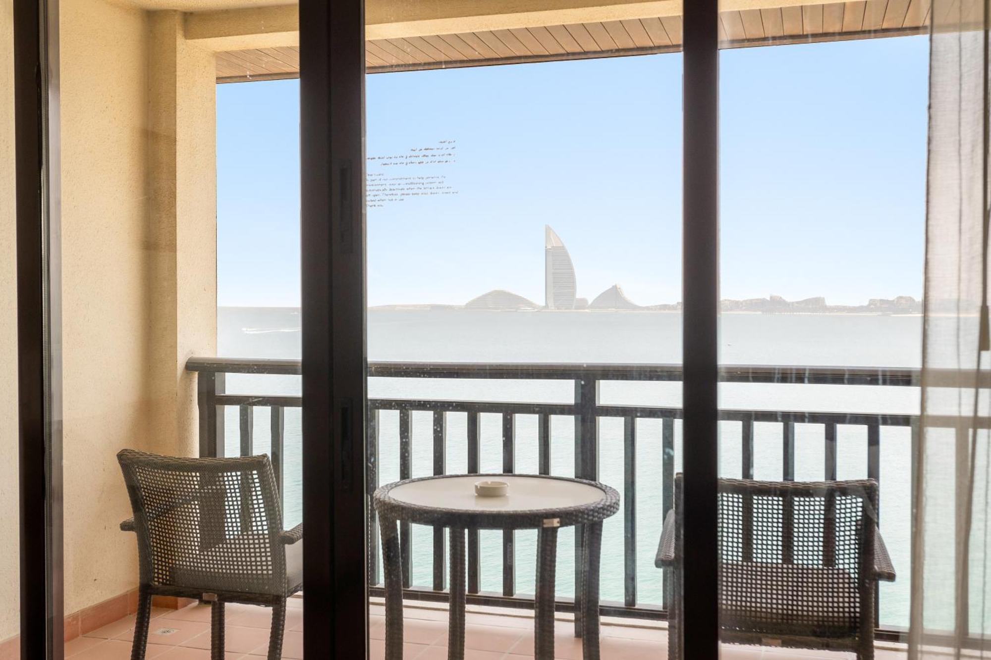 Lux Mina 1 Bhk In Palm Jumeirah With Sea View And Private Beach Lejlighed Dubai