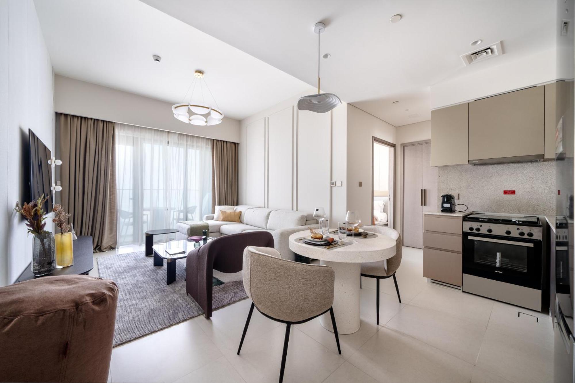 Lägenhet Brand New Elegant 1 Bedroom I Steps From Mall Dubai