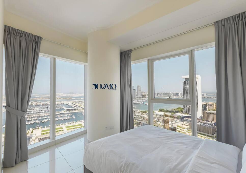 Vakantiehuis Myduomo- 2br High Floor, With Sea & Marina Views-2701 Dubai