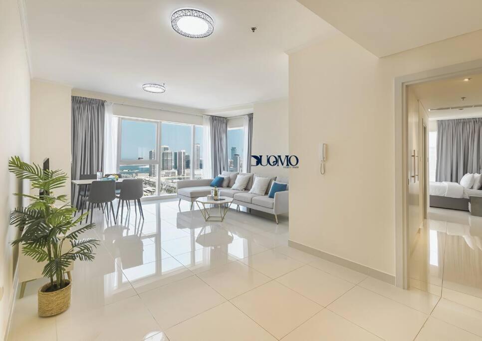 Vakantiehuis Myduomo- 2br High Floor, With Sea & Marina Views-2701