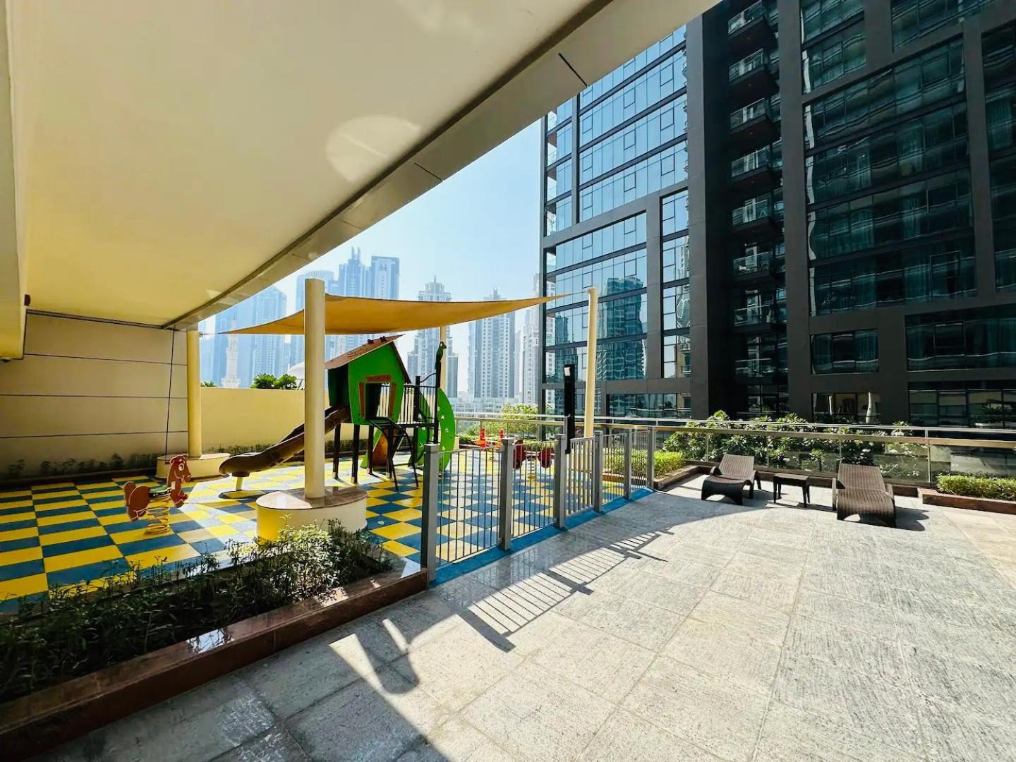 Appartement Spacious 2 Bedroom Downtown *