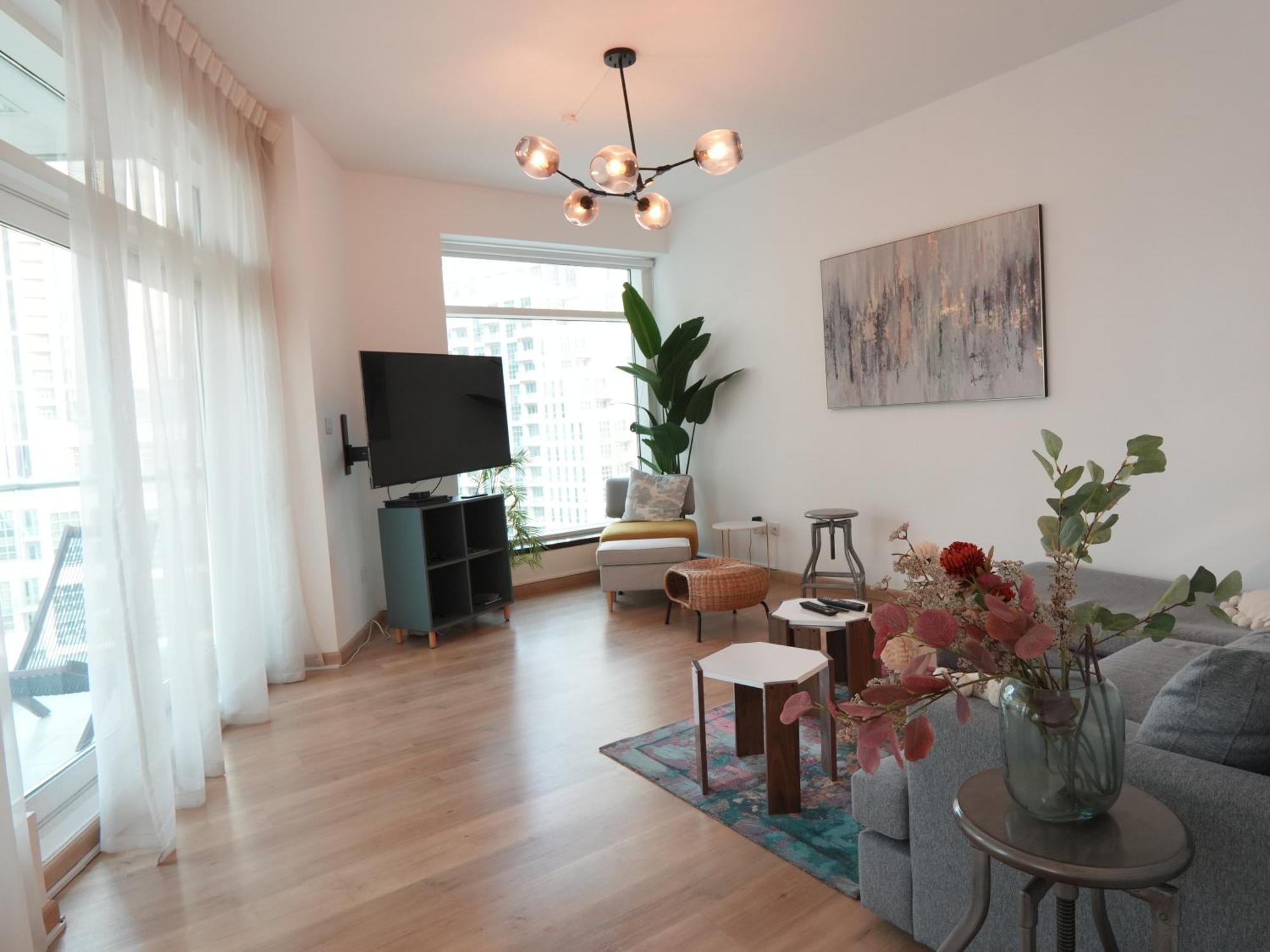 Easygo - Comfy 2bdr In Loft Tower Downtown Appartement *