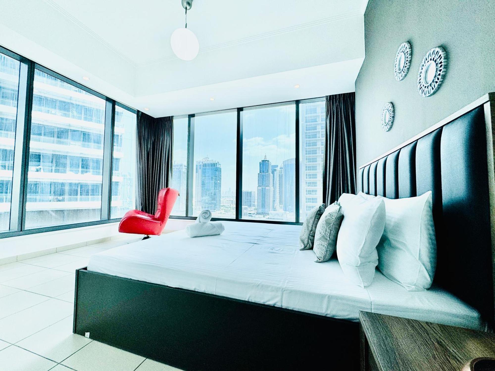 Venduras- Cozy 1br In Marina With Scenic Views Appartement Dubaï