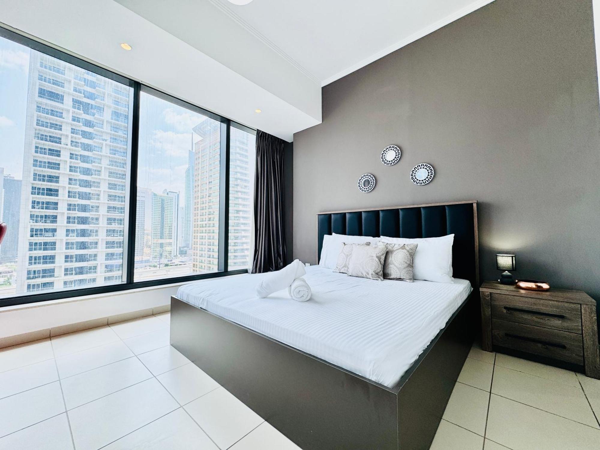 Appartement Venduras- Cozy 1br In Marina With Scenic Views Dubaï