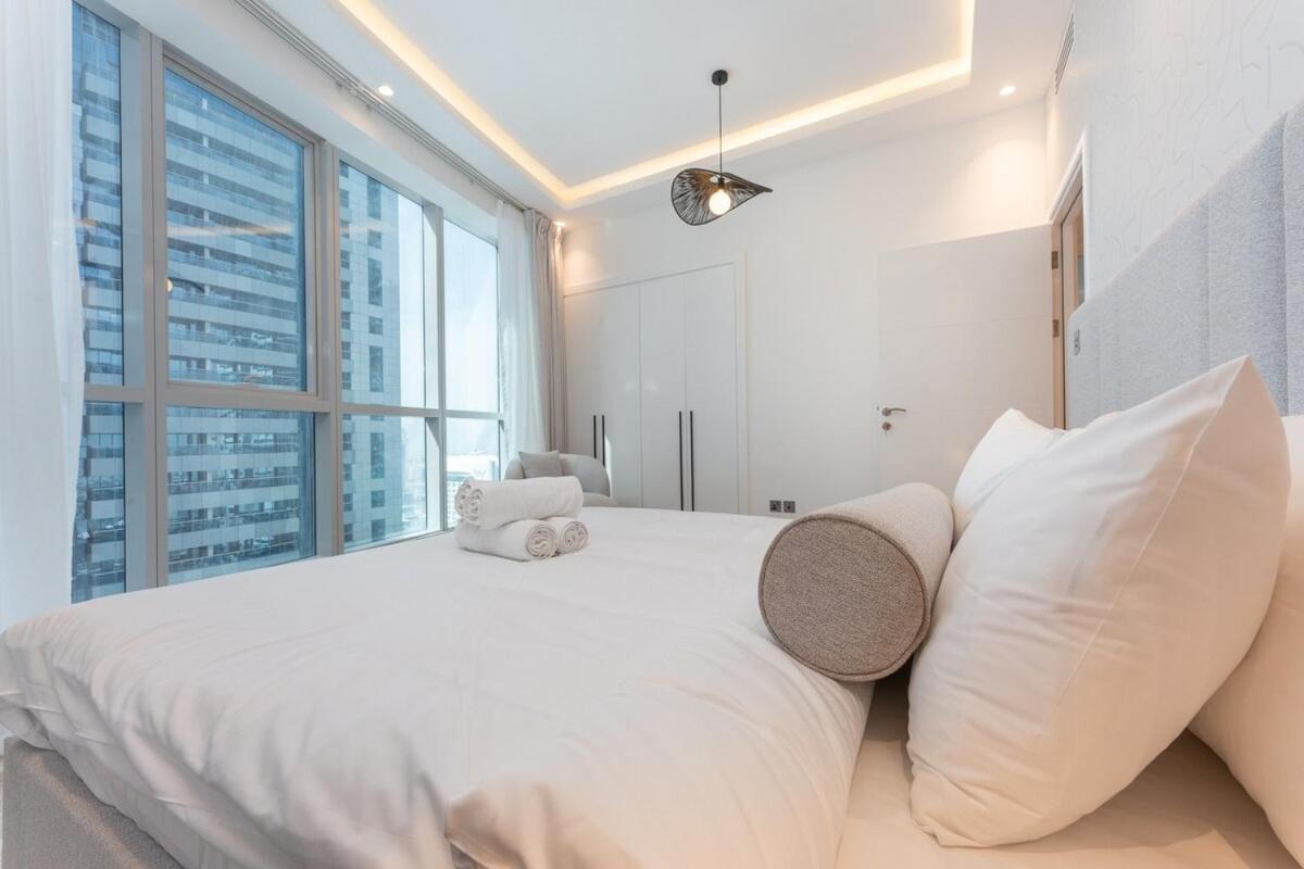 Exquisite 2-bedrooms At The Torch Tower In Marina Near The Beach! * Dubaï