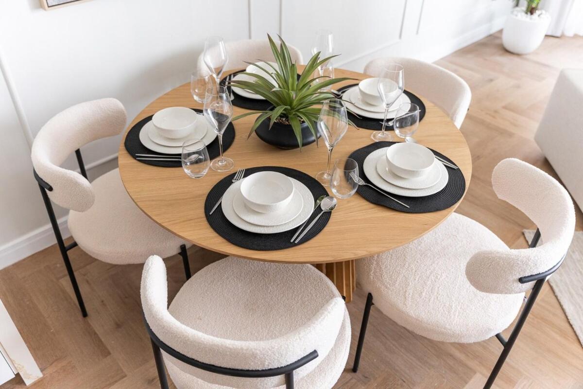 Exquisite 2-bedrooms At The Torch Tower In Marina Near The Beach! Dubaï