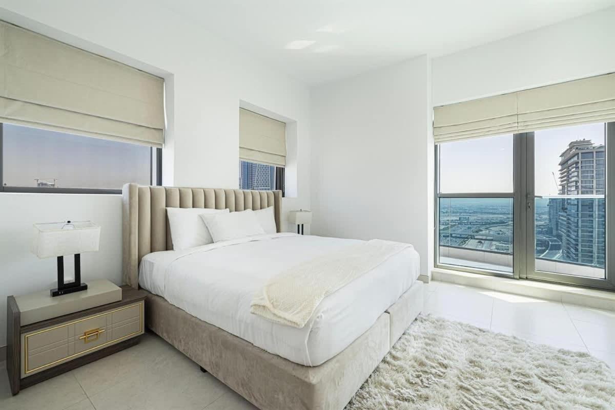 Canal Vista Luxury 2br In Business Bay * Dubaï