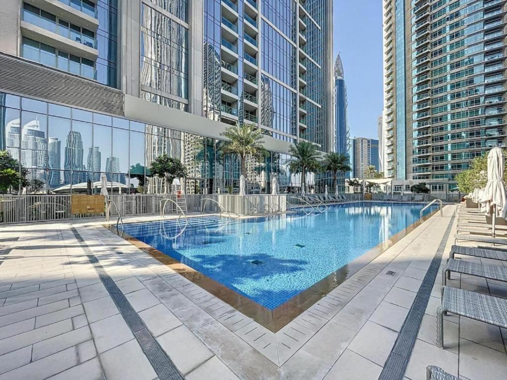 Brand New Downtown Unit! Bvlgari World Island View Apartamento Dubái