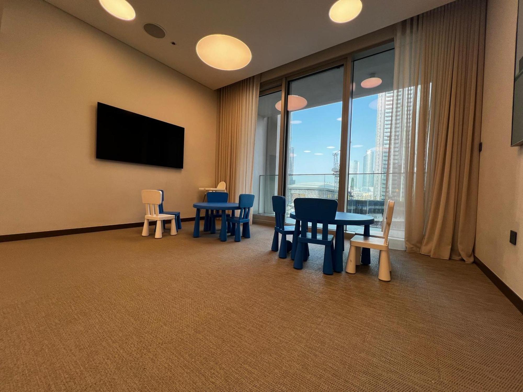 Brand New Downtown Unit! Bvlgari World Island View Dubái