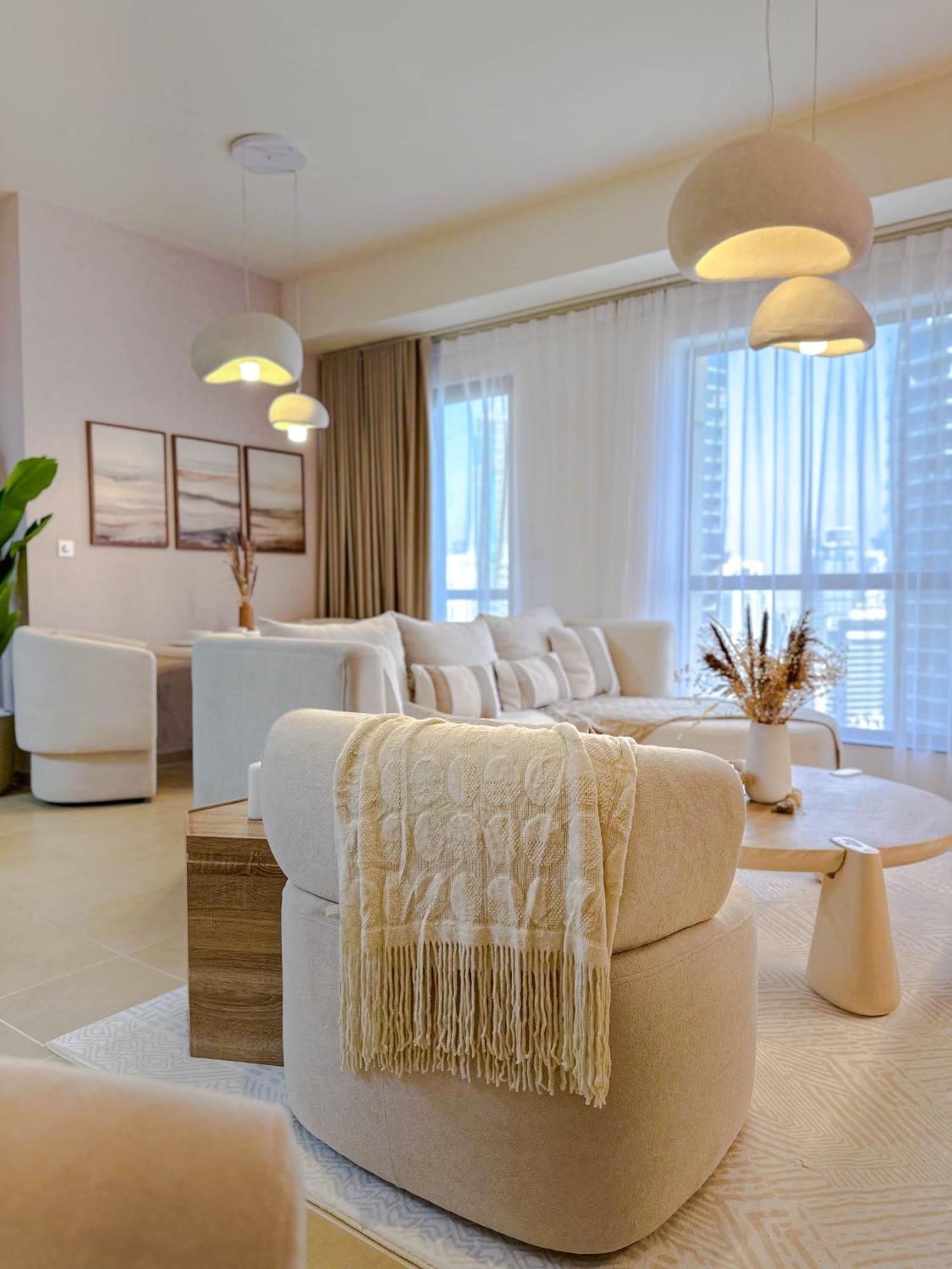 Naseem - Elegant Coastal Retreat With Stunning Marina Views Appartement Dubaï