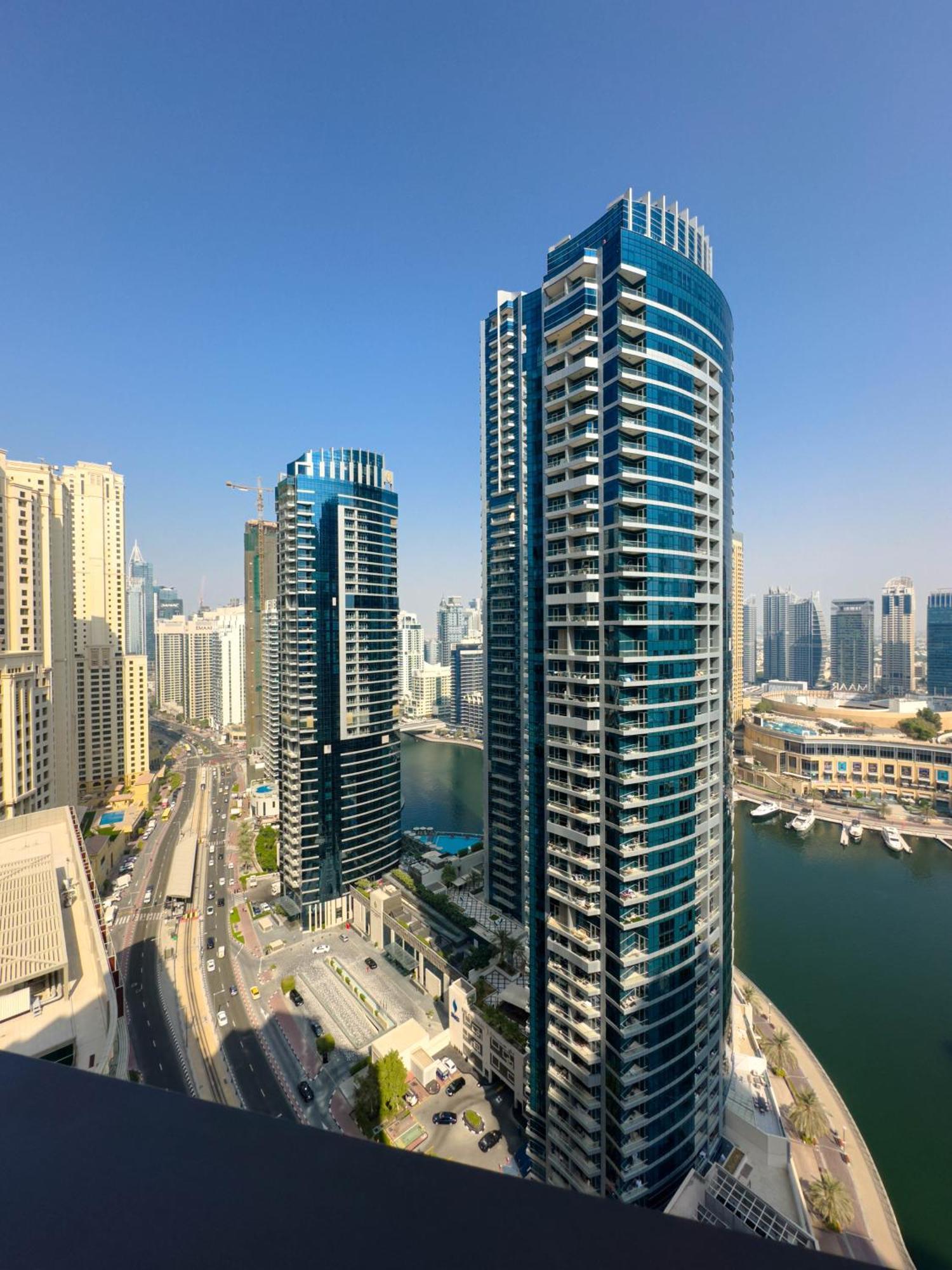 Naseem - Elegant Coastal Retreat With Stunning Marina Views Appartement Dubaï