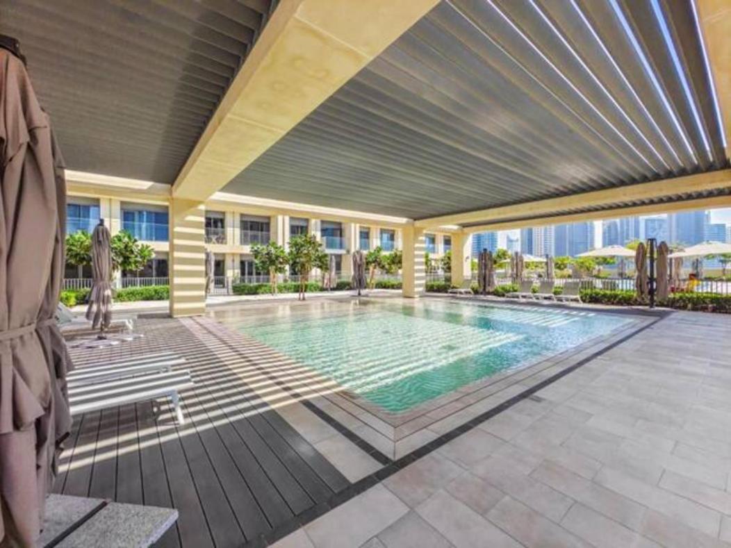 Apartamento Exclusive 4 Bedroom I Burj Khalifa And Fountain Views I Free Wi-fi, Pool, Gym & Parking I By Meerak