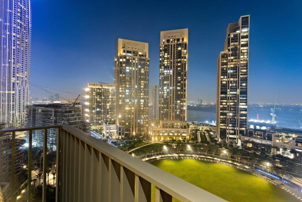First Class 2br Elegant Apartemen