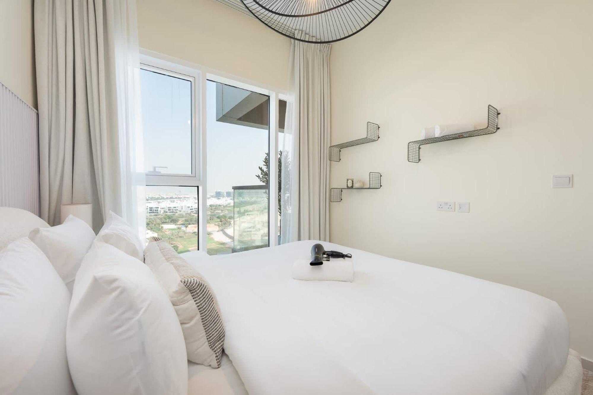 Cozy 1-bedroom At Golf In Damac Hills With Relaxing Views! Appartement Dubaï