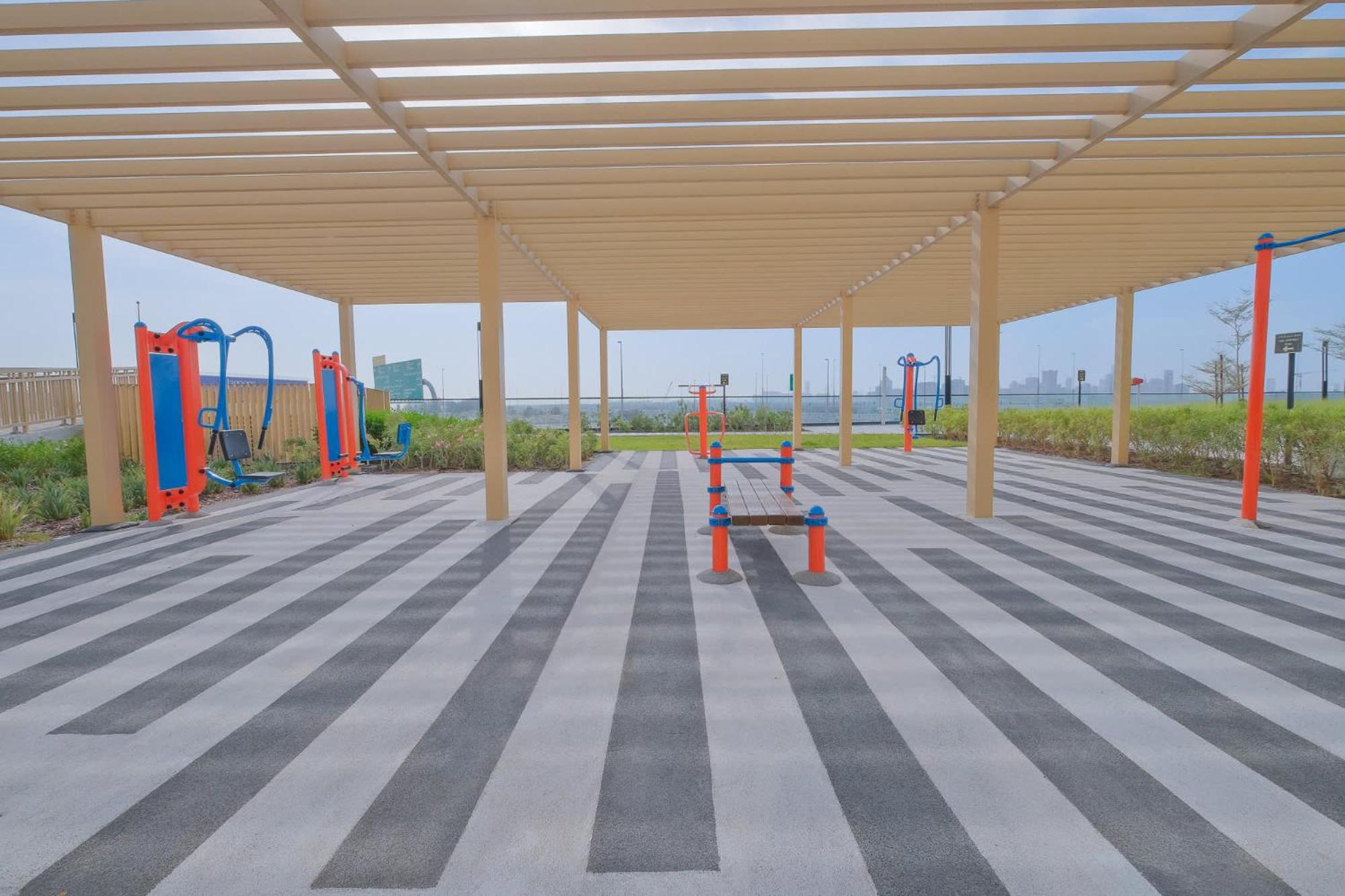 Appartement Cozy 1-bedroom At Golf In Damac Hills With Relaxing Views! *