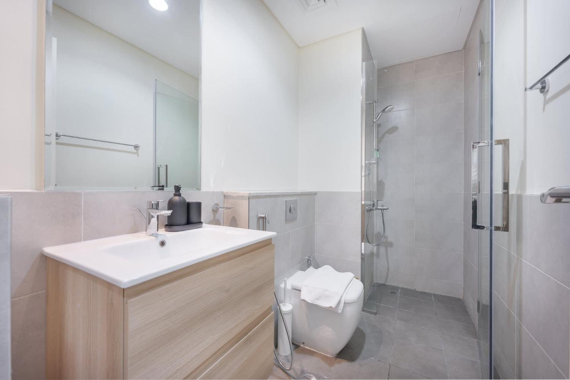 Appartement Cozy 1-bedroom At Golf In Damac Hills With Relaxing Views! Dubaï
